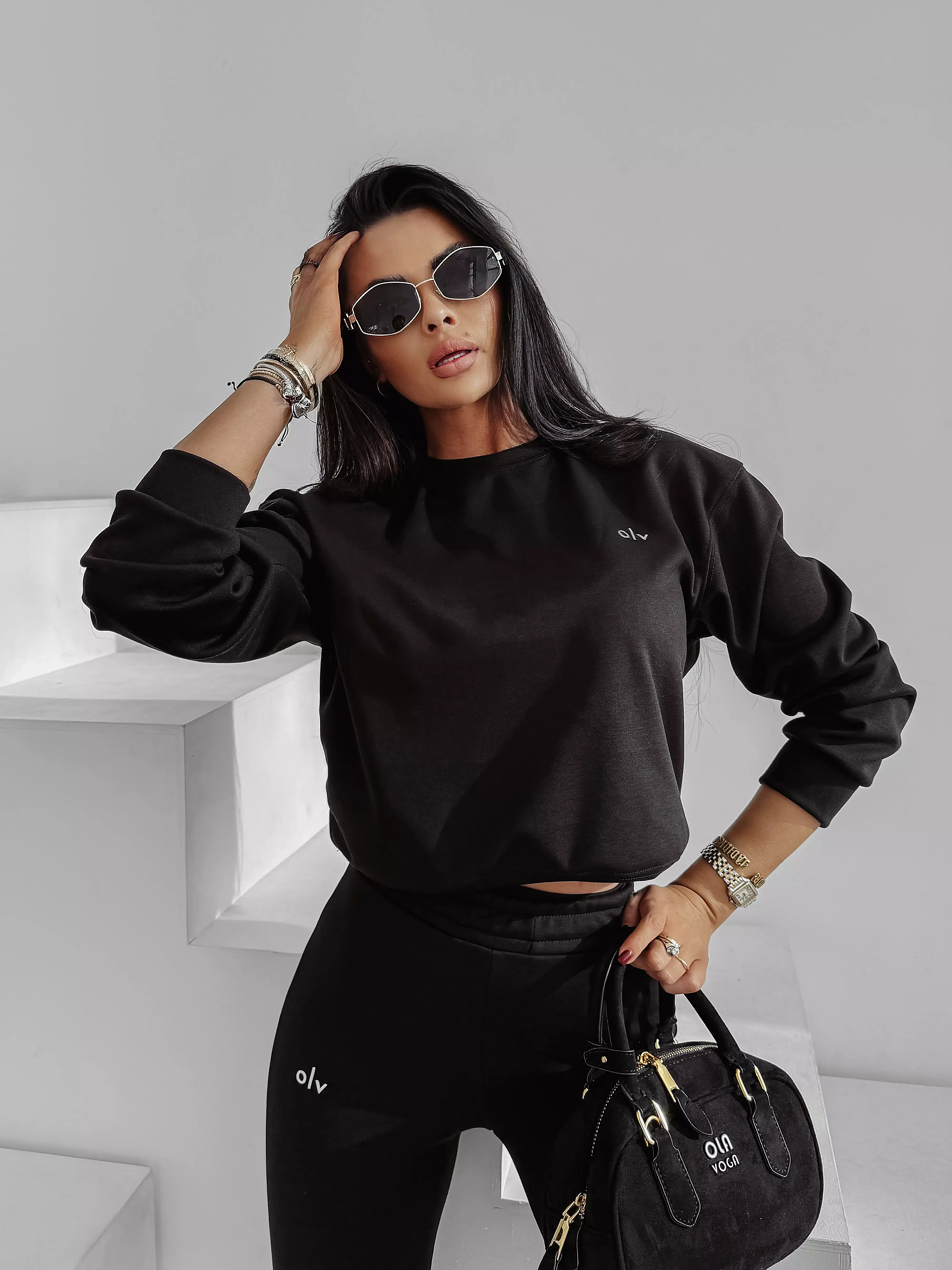 Komplet damski casual OLAVOGA MOSSEIL - Czarny