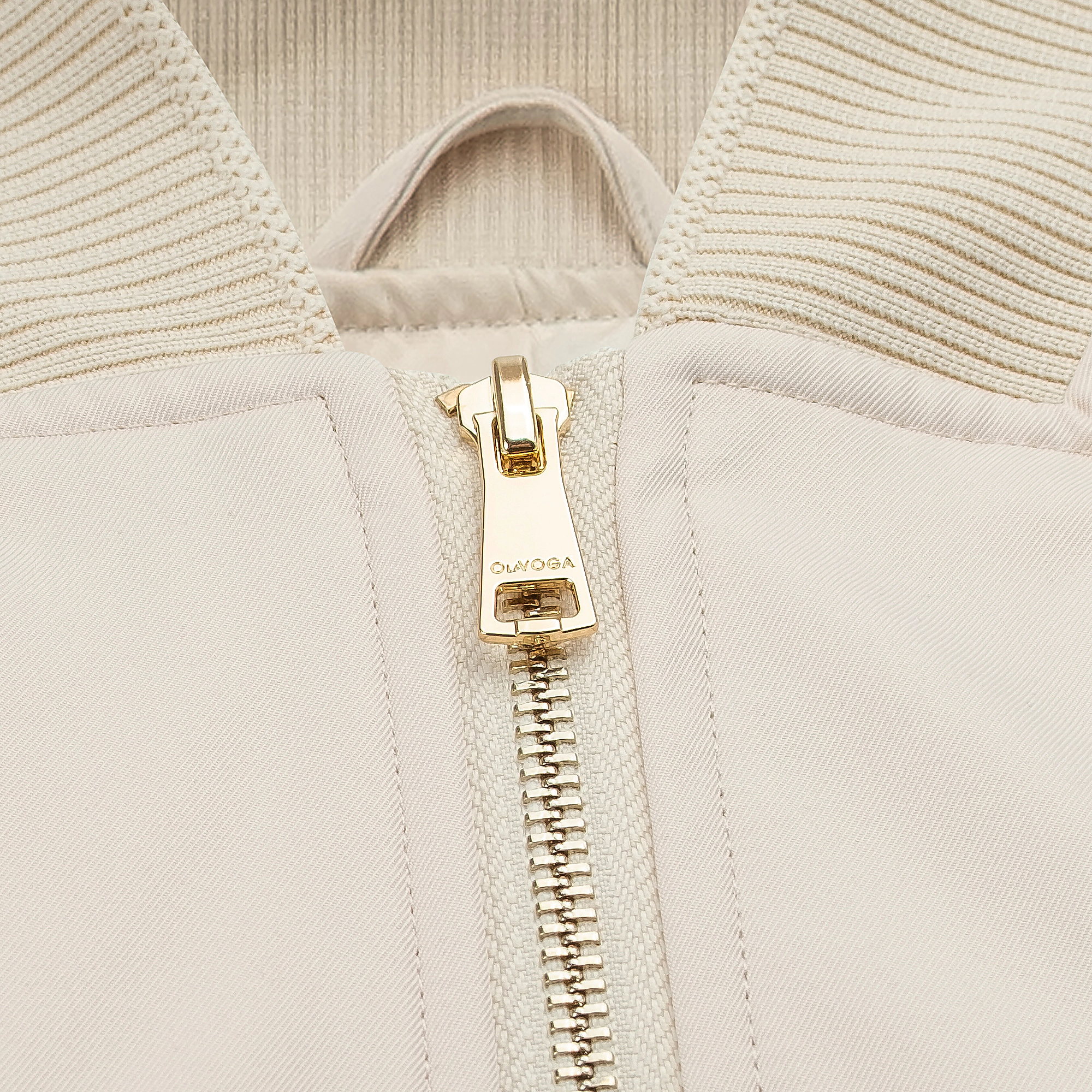 OLAVOGA MASTI Bomberjacke - Beige