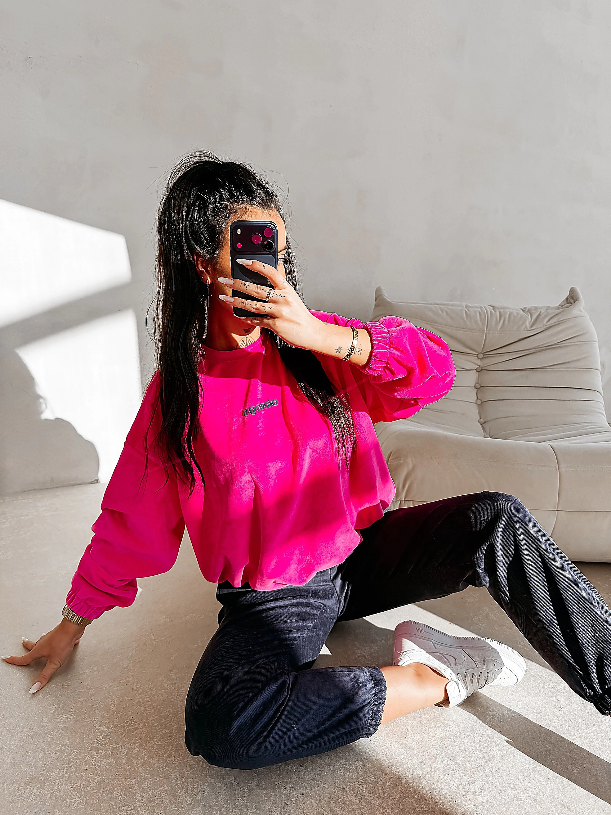 Ladies' velour sweatshirt OLAVOGA VELVORA - Fuchsia