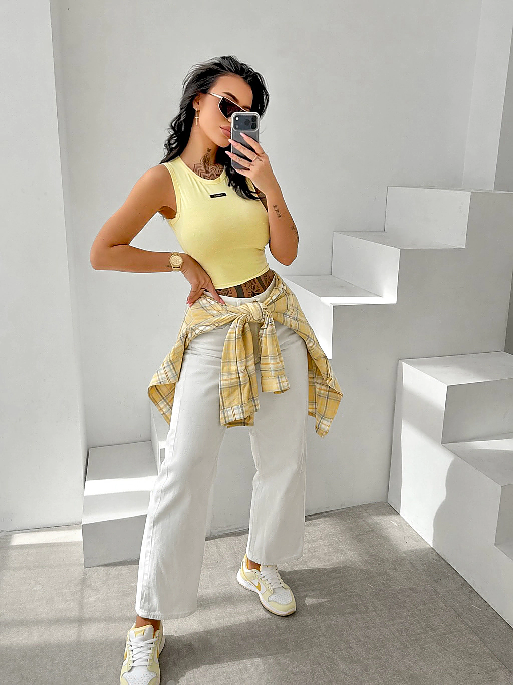 Top damski slim fit OLAVOGA DAYBREAK - Żółty