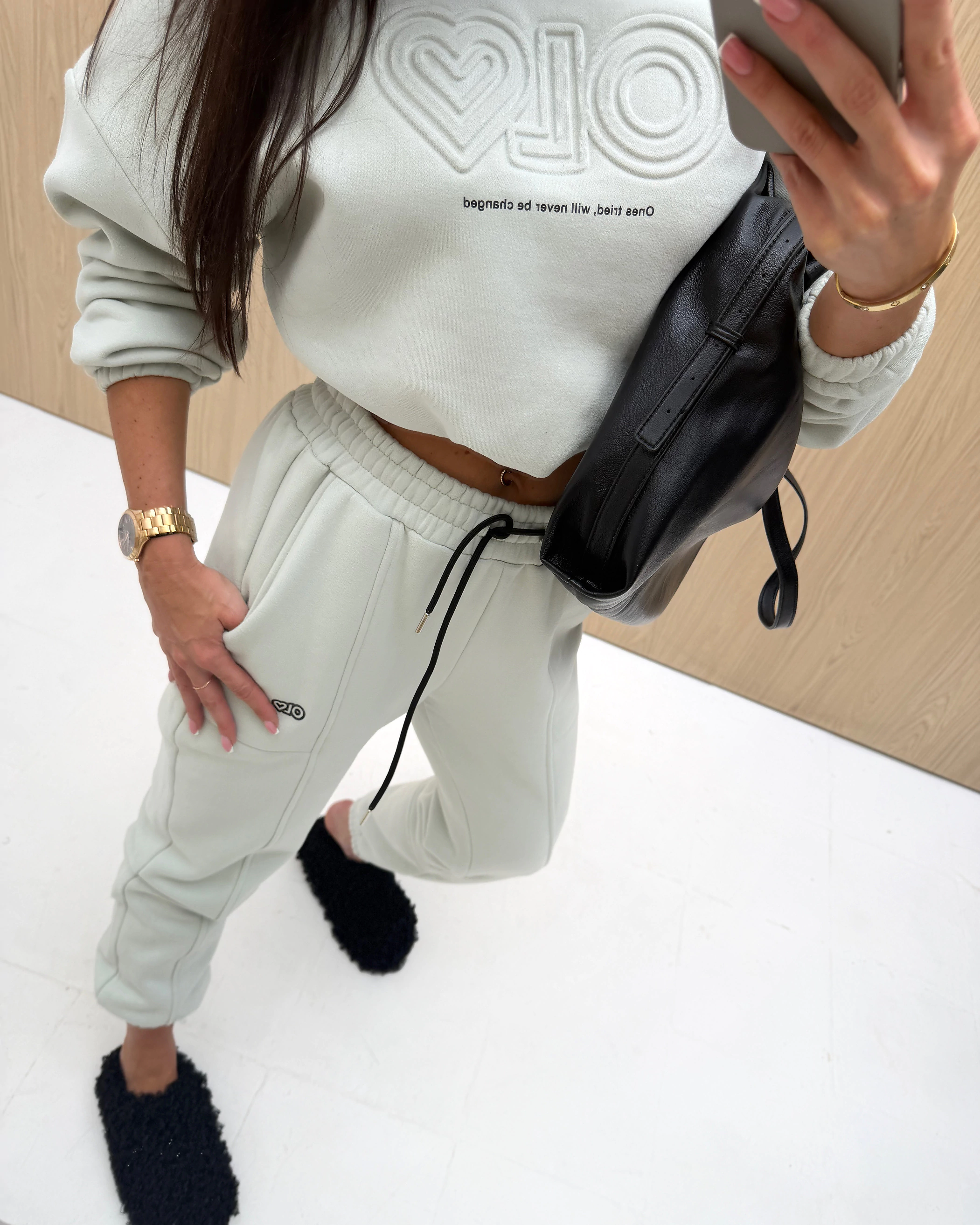 Spodnie damskie joggery cargo OLAVOGA LINDA - Matcha