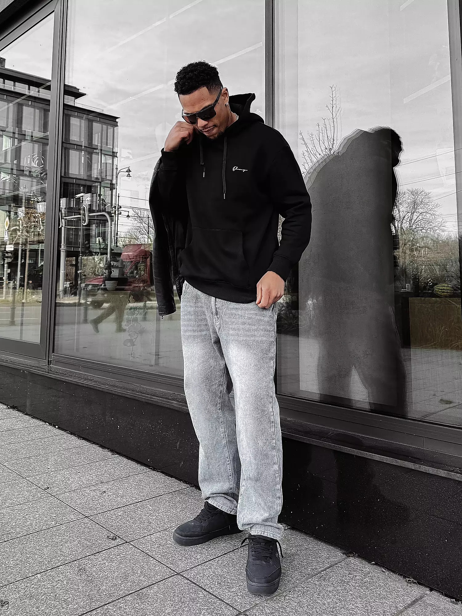 OLAVOGA Men TAZON kangaroo sweatshirt - Black
