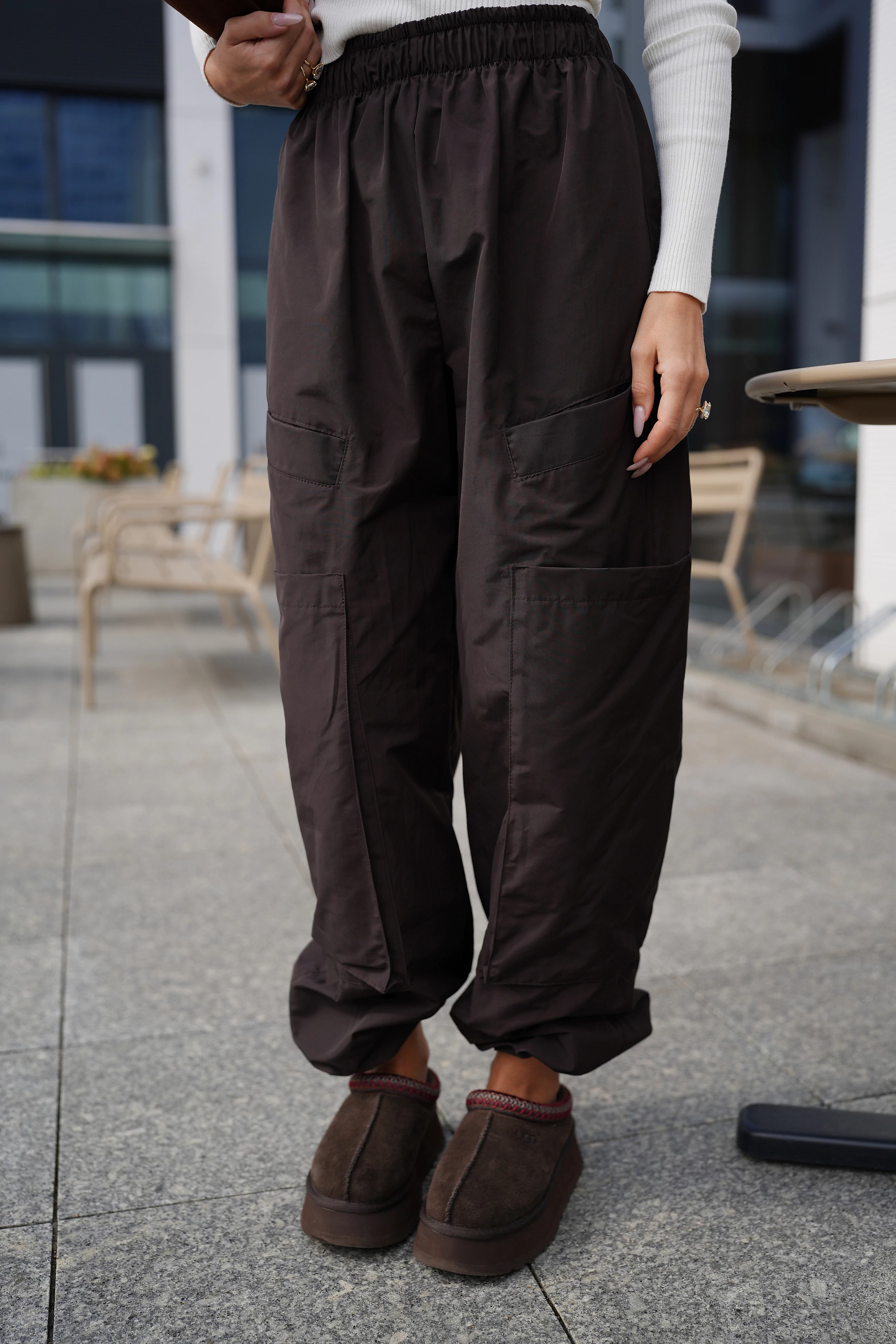 OLAVOGA ARTIFICIAL Nylon-Damenhose – Braun