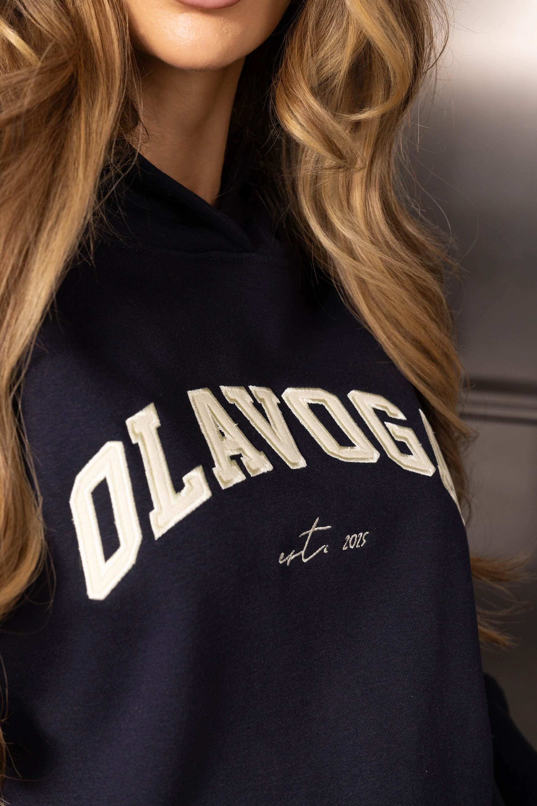 Bluza damska kangurka OLAVOGA TRODI - Granat