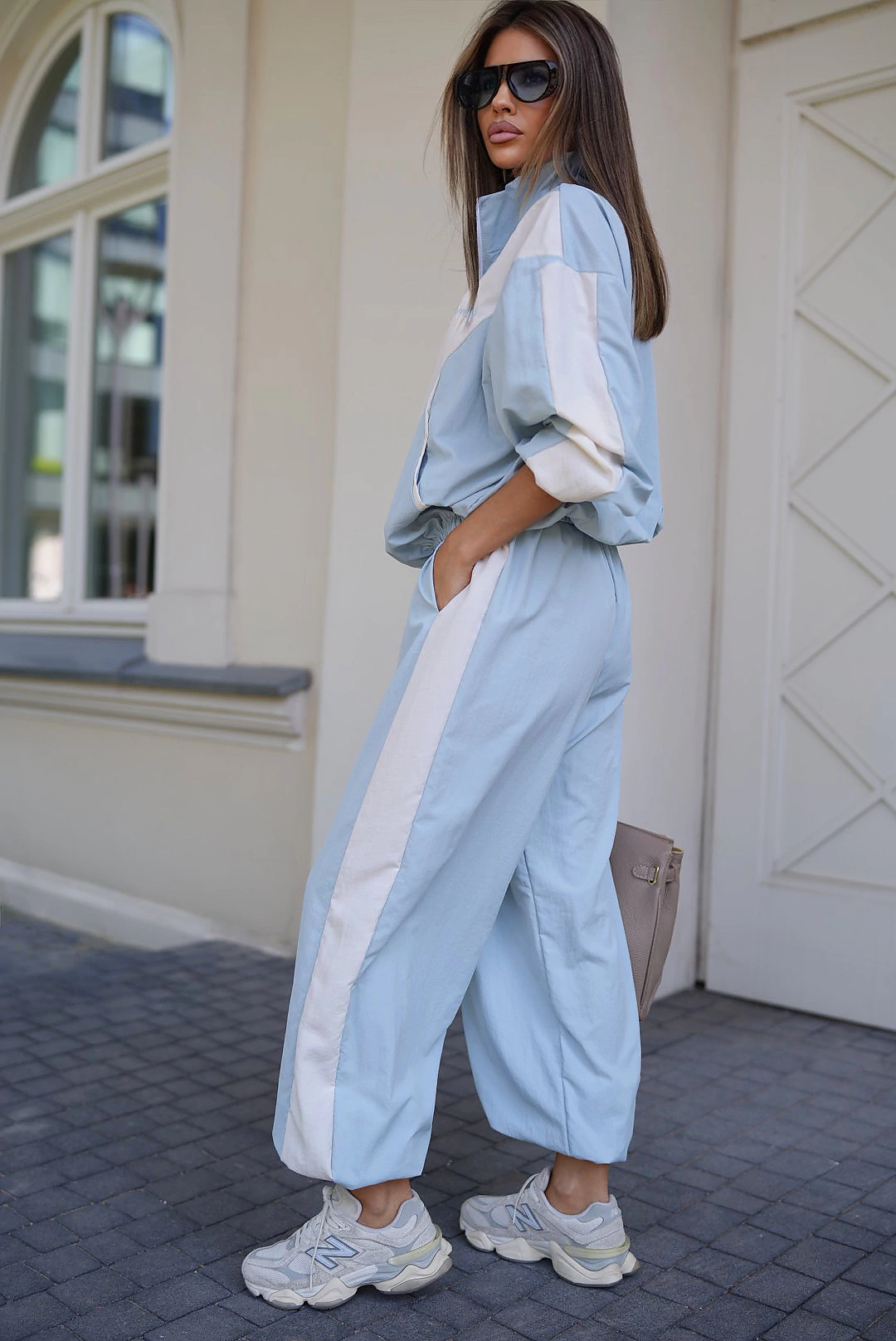 OLAVOGA INVITE women’s streetwear trousers – Light blue + ecru