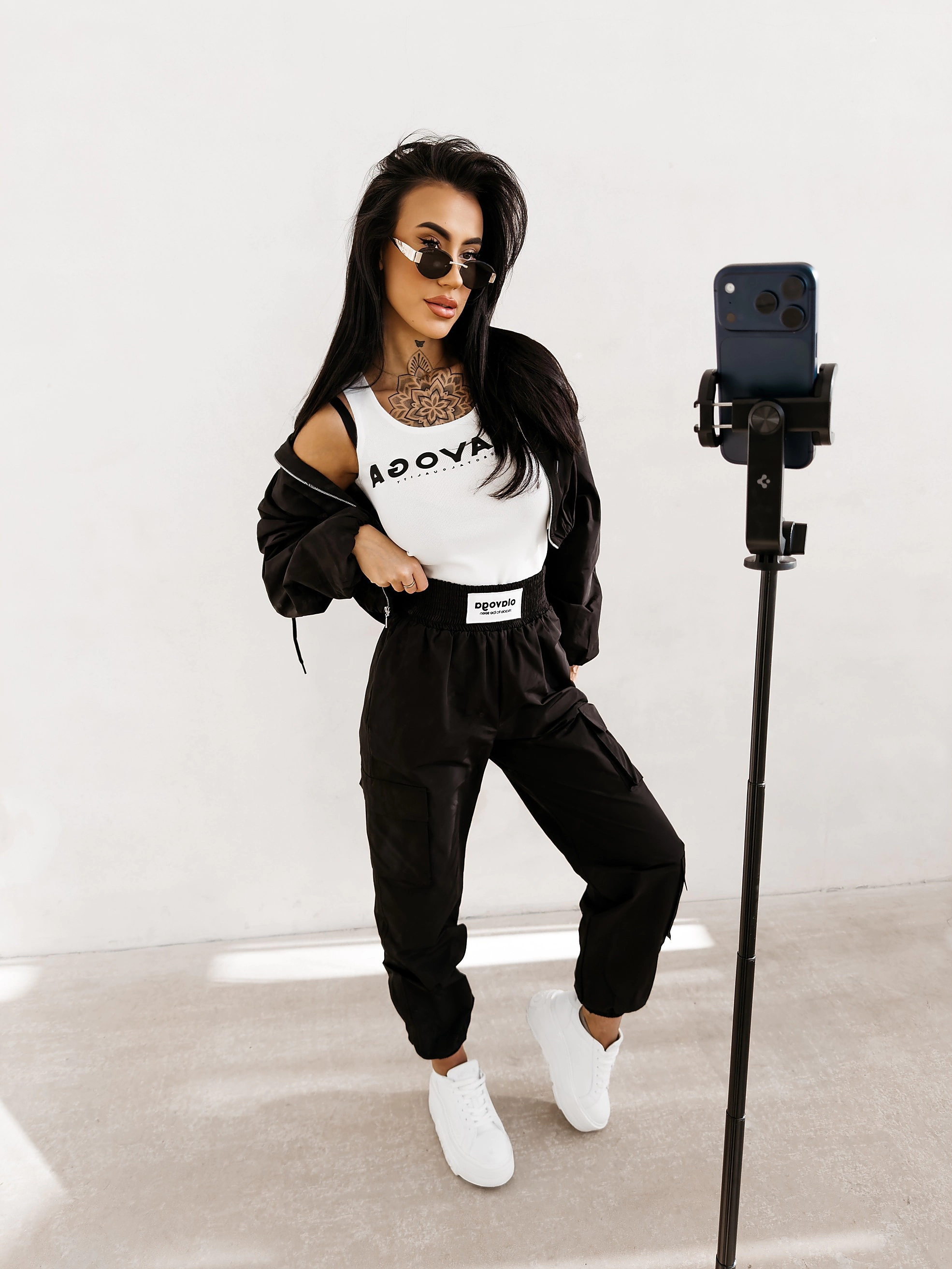 Streetwear-Hosen für Damen OLAVOGA BURNT SIENNA PANTS - Schwarz