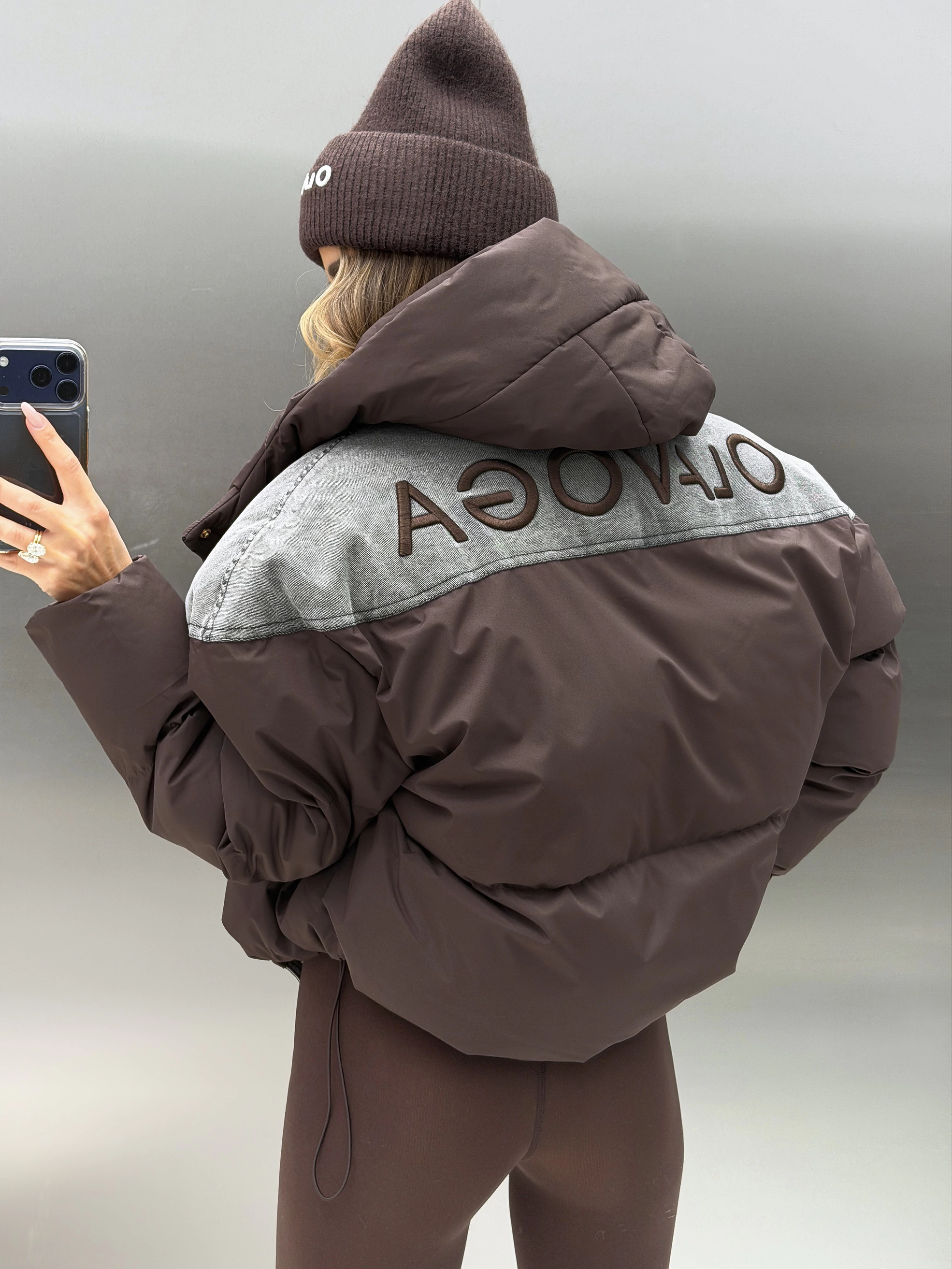 OLAVOGA MALGOR – gesteppte Damenjacke mit Kapuze – Braun
