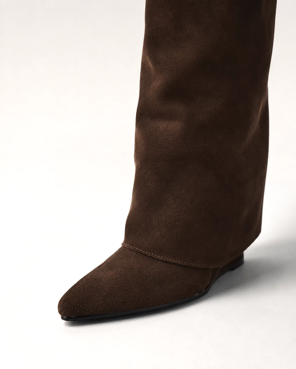 OLAVOGA TYGAL women's suede boots – Brown