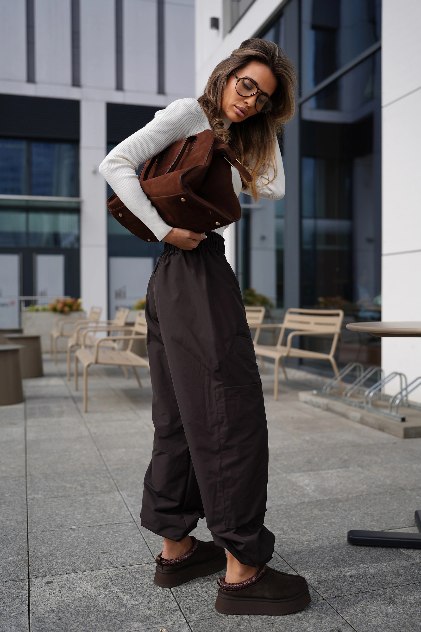 OLAVOGA ARTIFICIAL Nylon-Damenhose – Braun