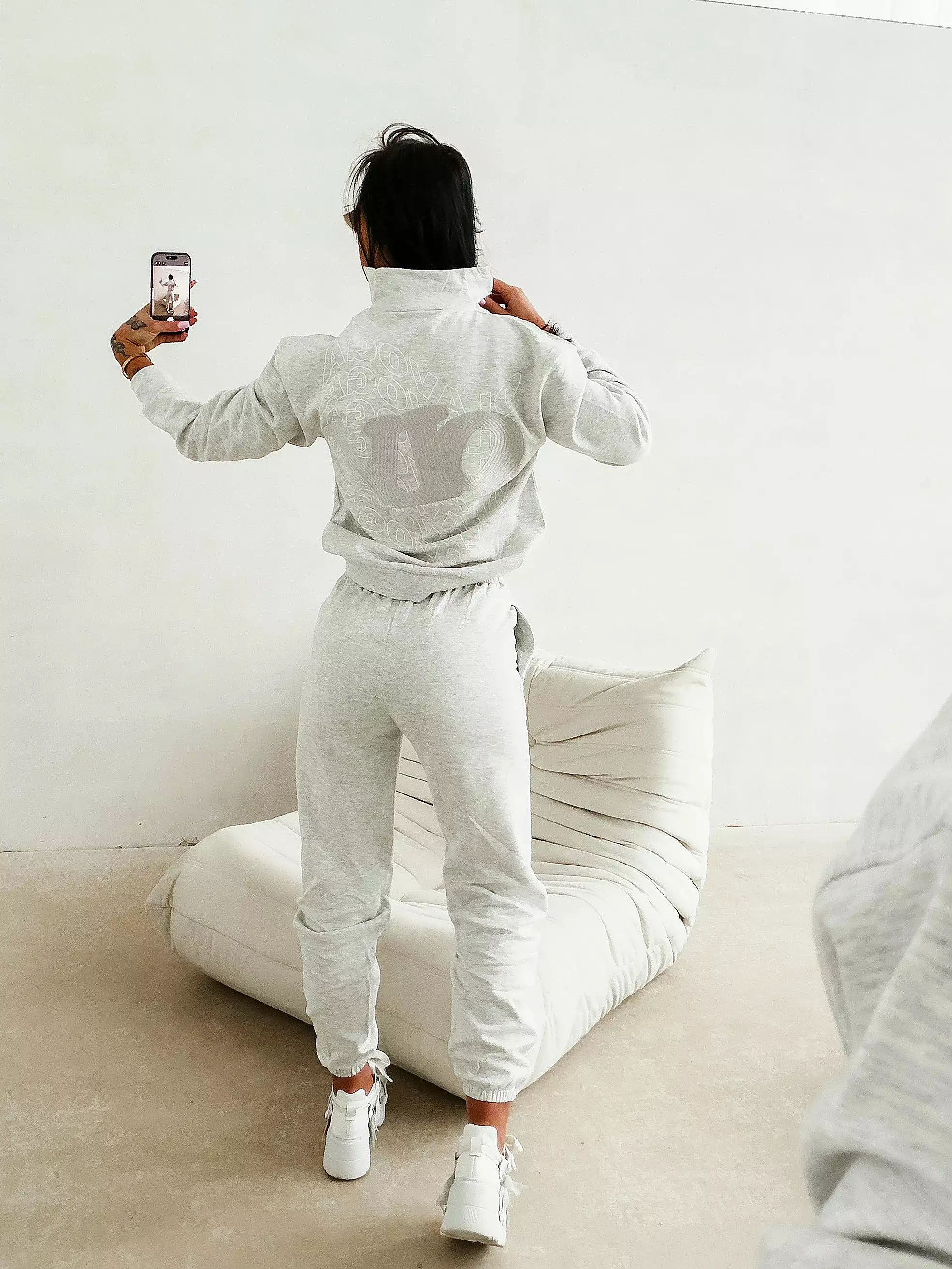 Women's tracksuit set OLAVOGA BLOOM - Grey