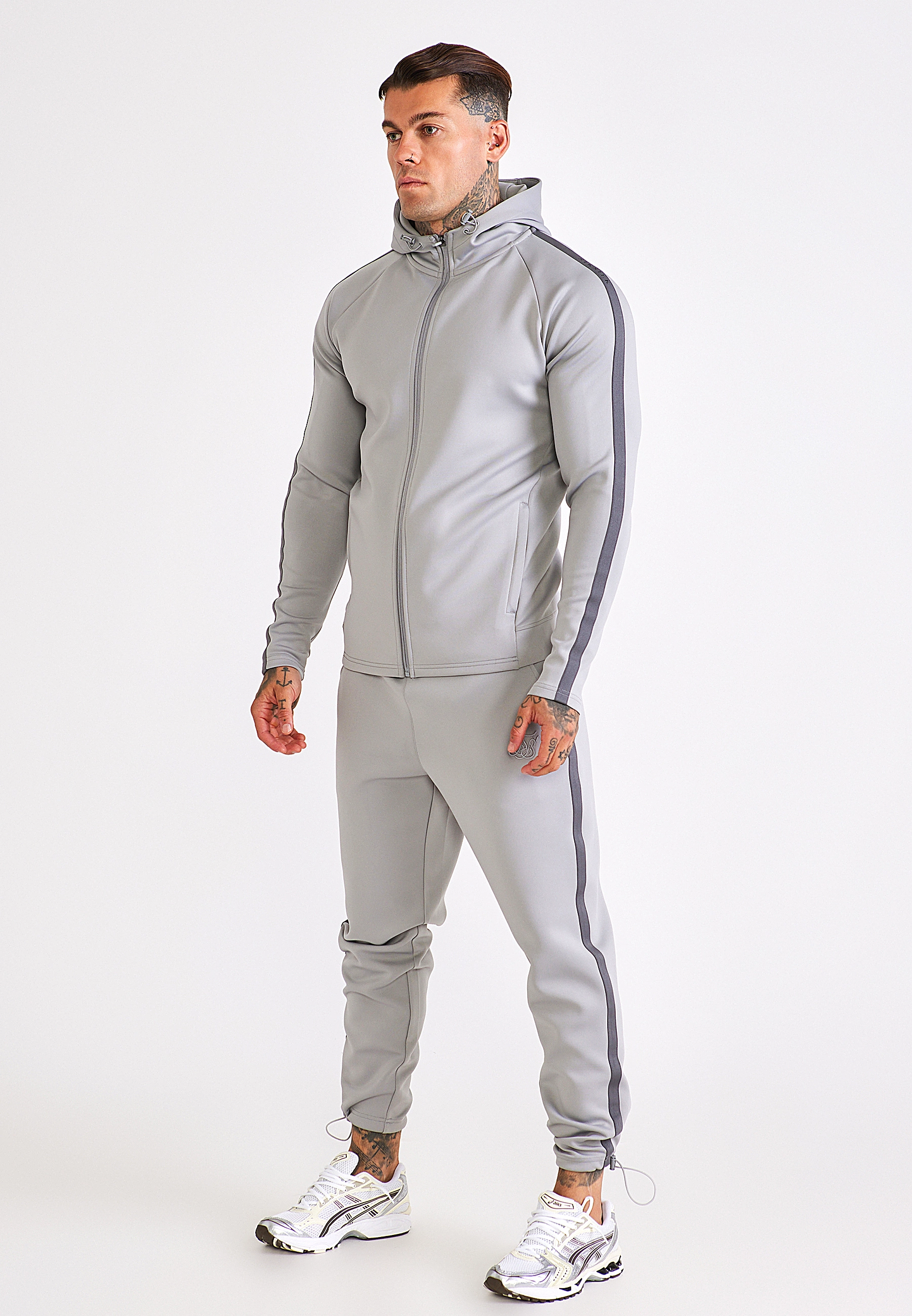 Komplet dresowy z taśmami SIKSILK 29415 - Szary