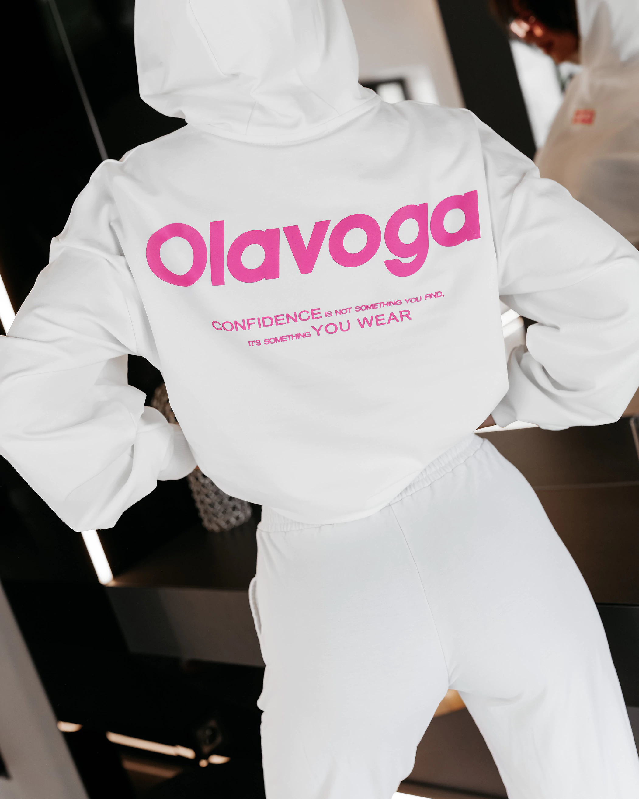 Bluza damska z logo OLAVOGA SUENA - Écru