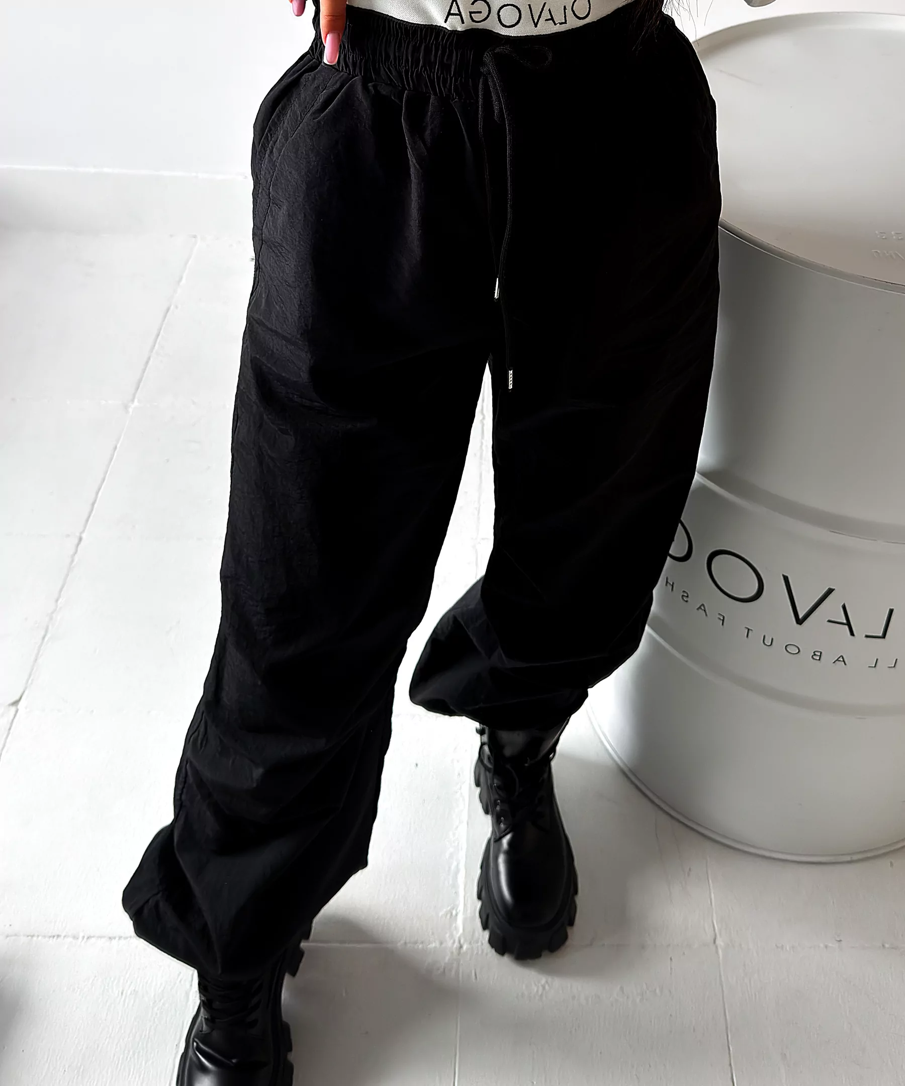 OLAVOGA UWELA Women’s Cargo Trousers – Black