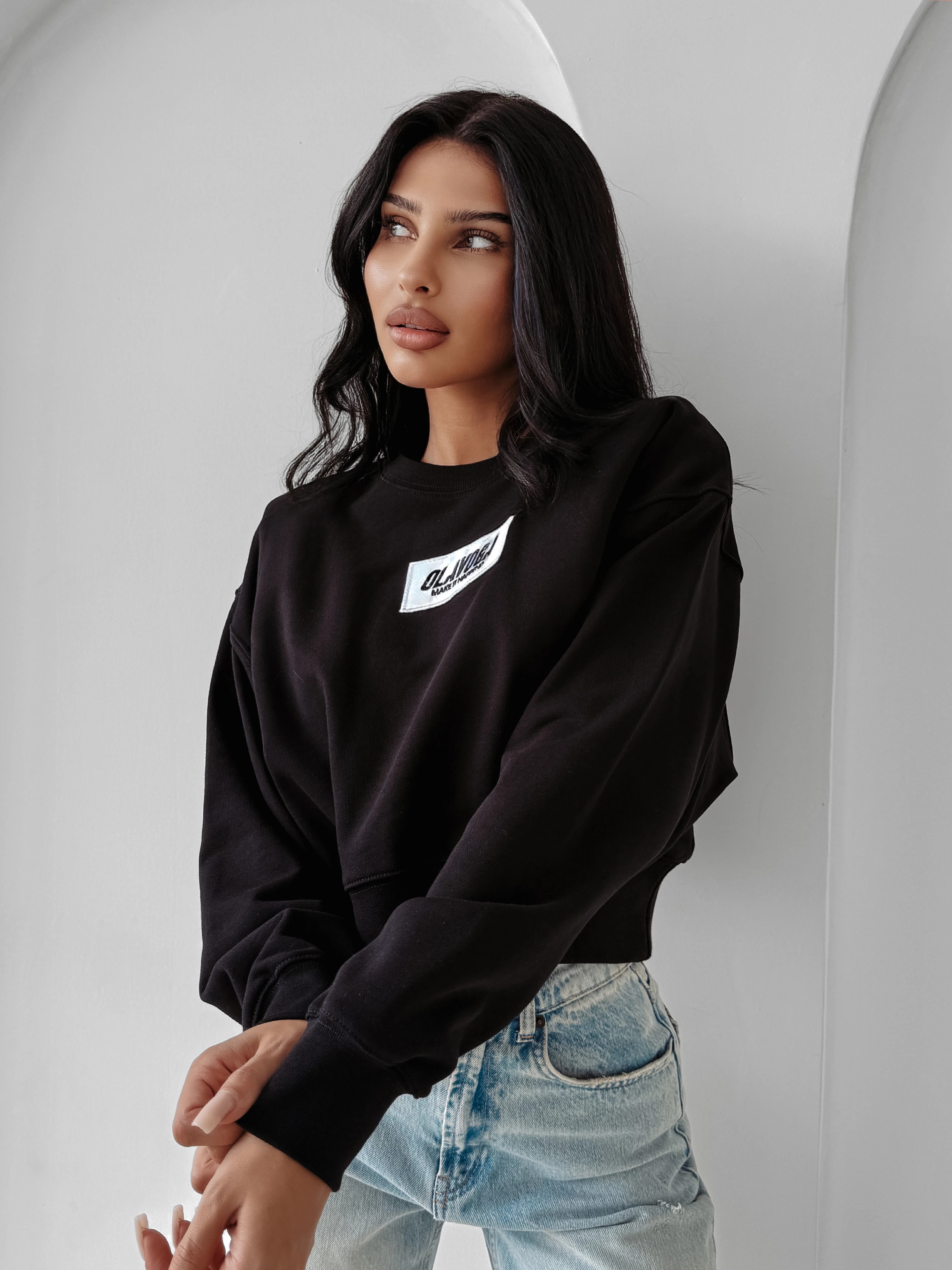 Bluza damska crop OLAVOGA CINNAMON HAZE - Czarny