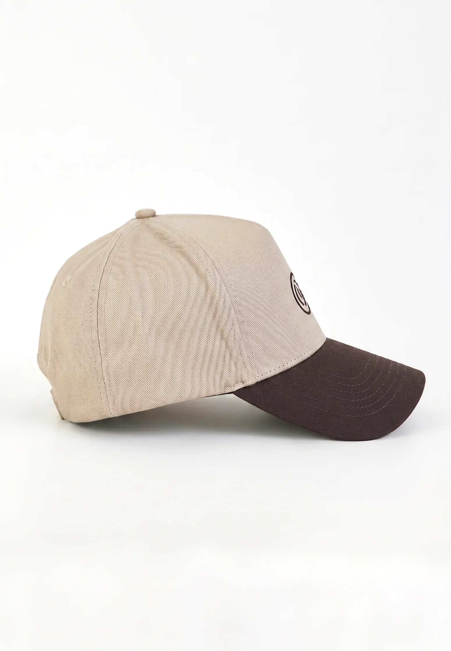 Czapka z daszkiem męska SIKSILK 29919 - Beż + Brąz