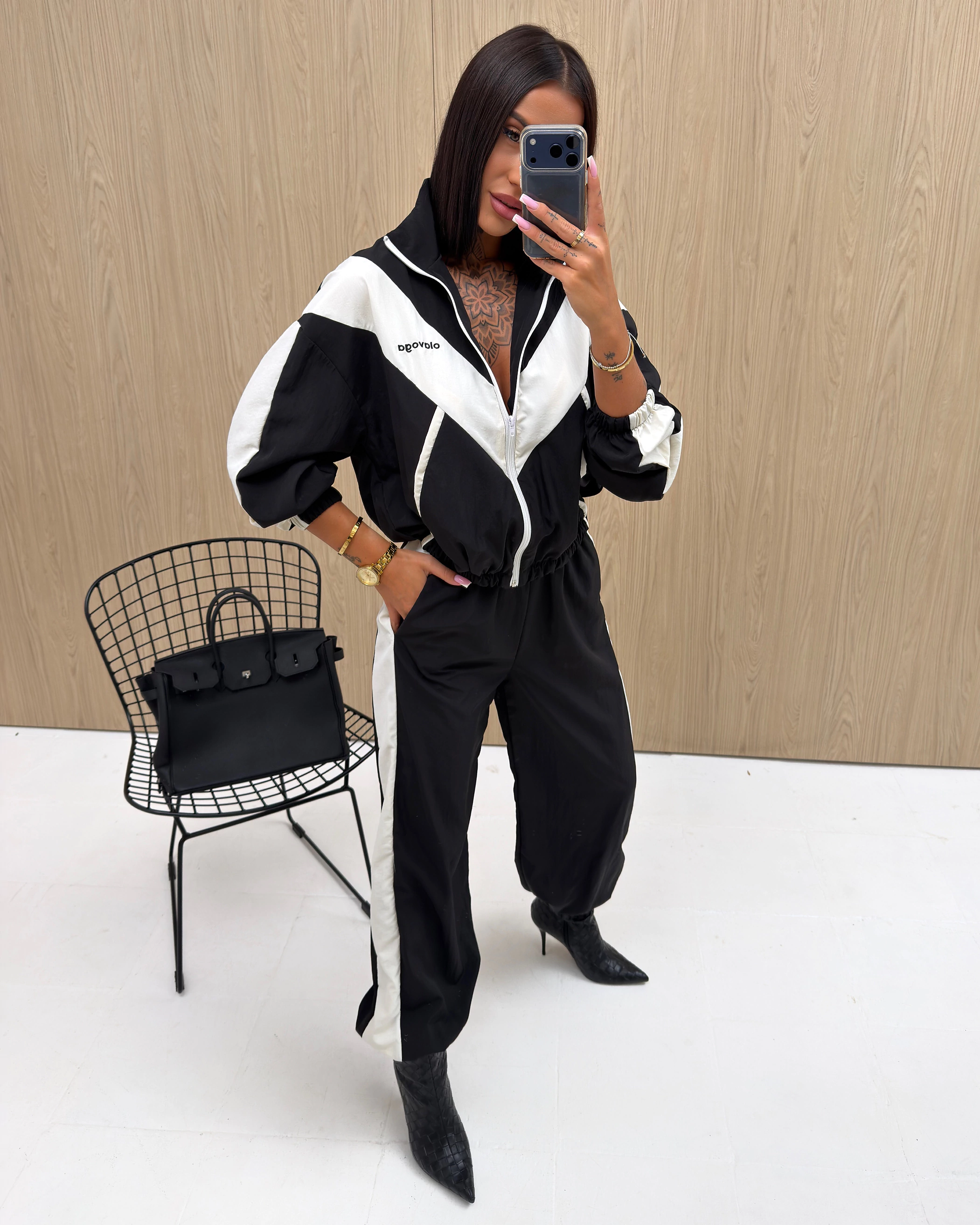 OLAVOGA VOID women's streetwear hoodie – Black + ecru
