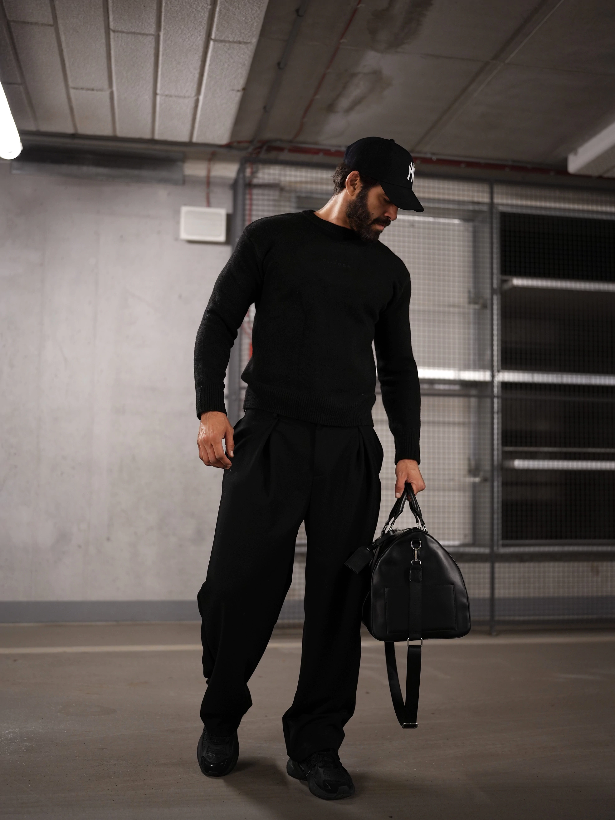 Sweter męski OLAVOGA Men CAIRO - Czarny 