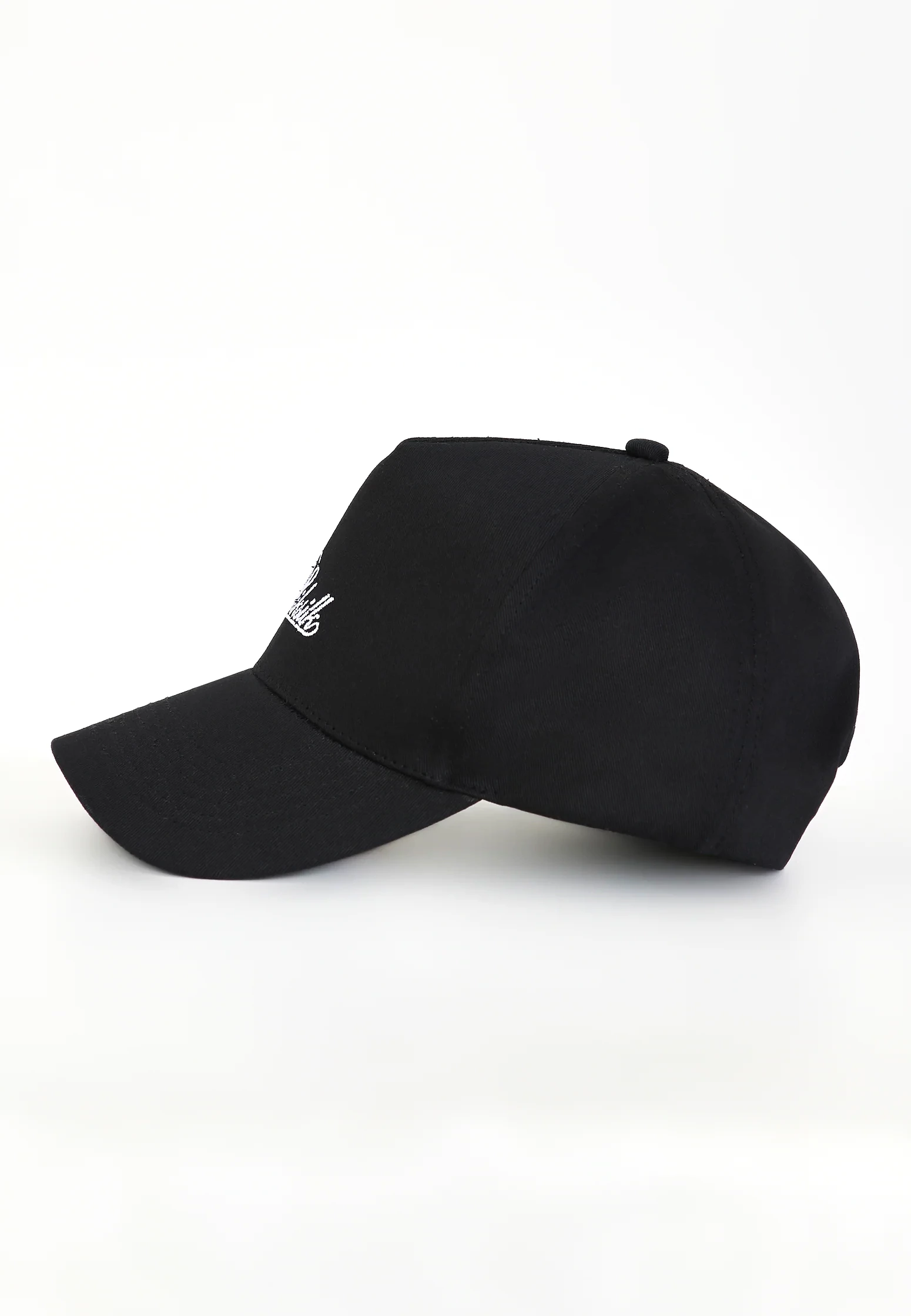 Baseballová čiapka s logom SIKSILK 29639 - Čierna