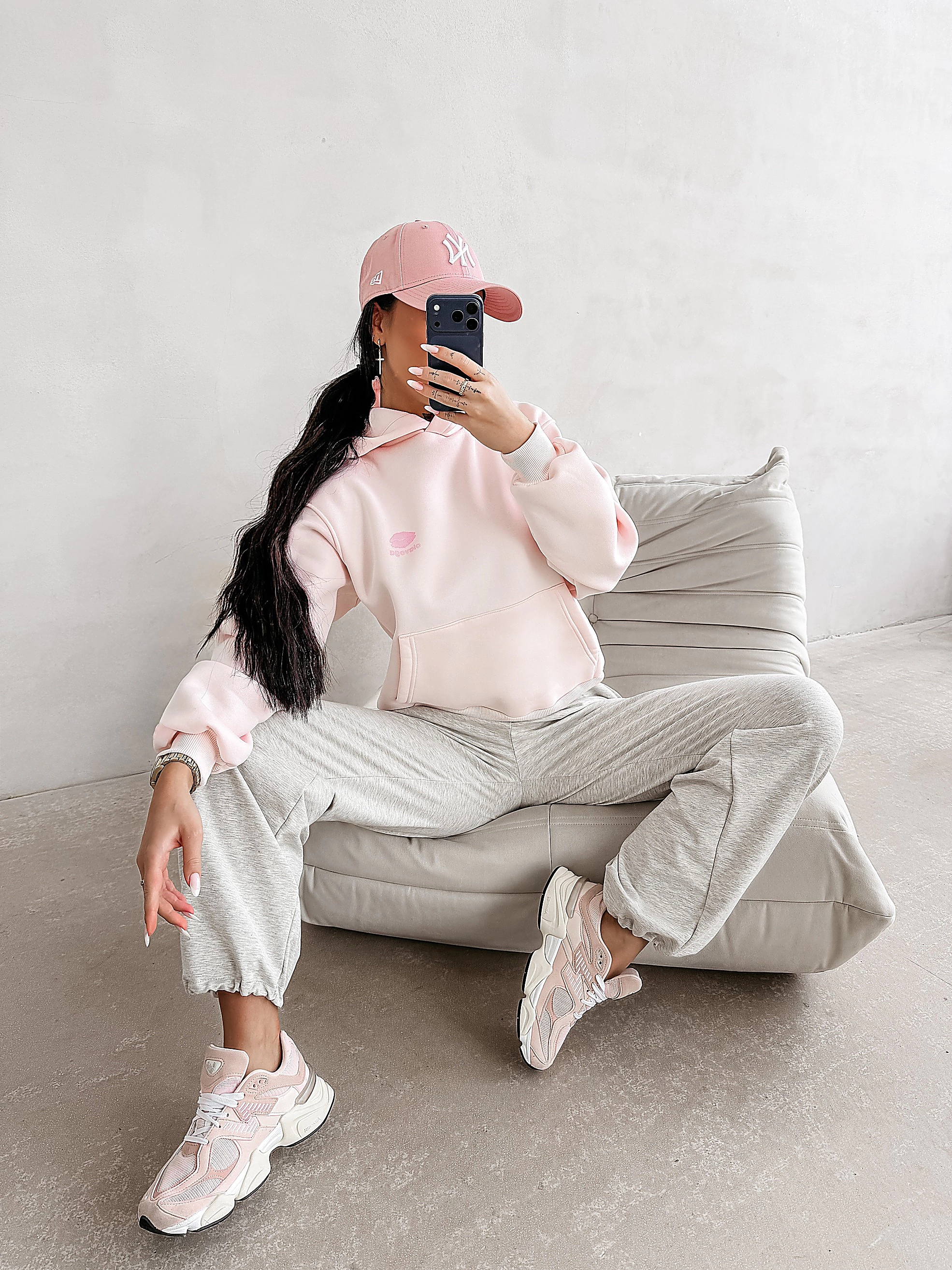 OLAVOGA LUCKY MINDSET Damen-Kapuzenpullover - Rosa