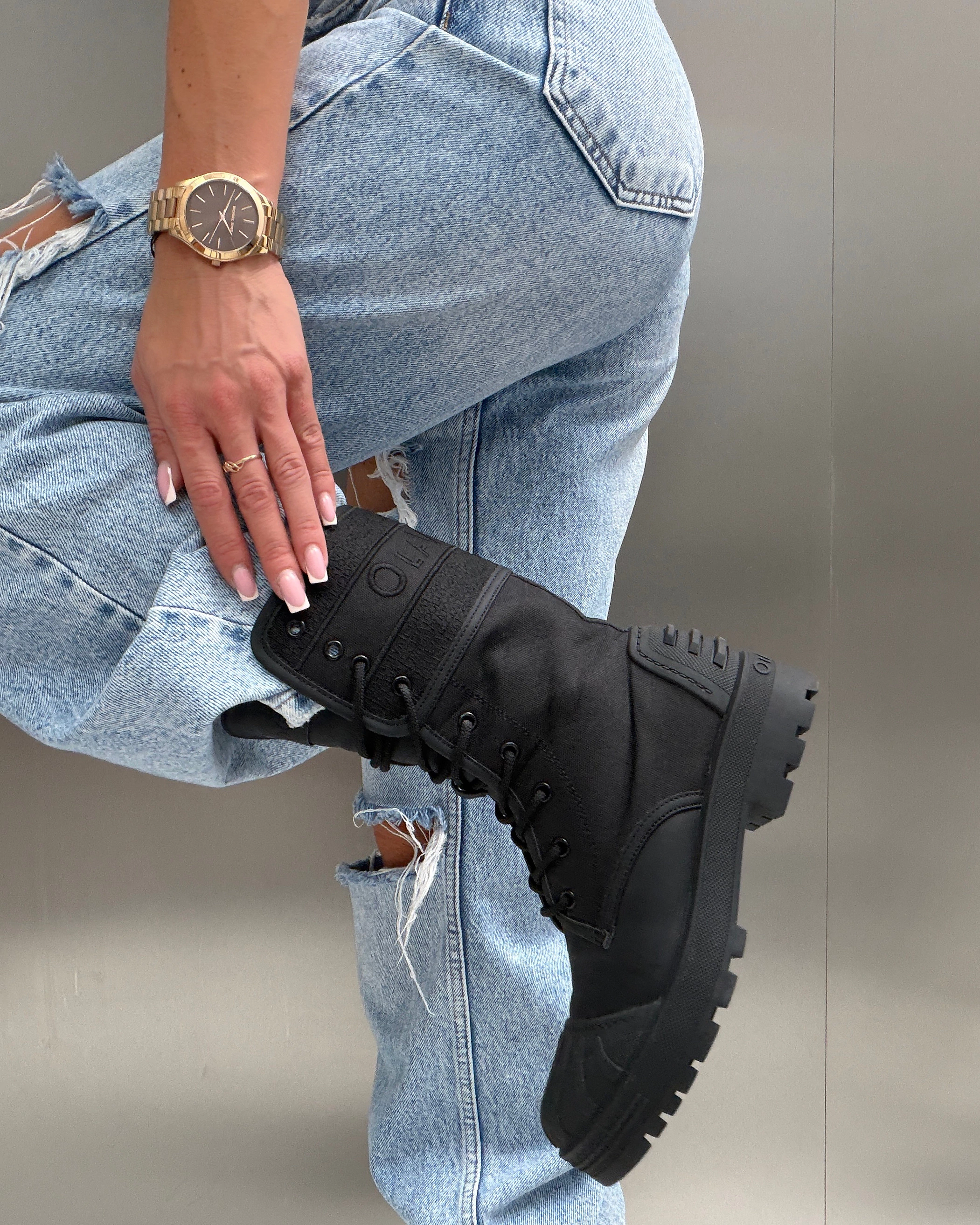 OLAVOGA LUNAR Combat Boots – Black