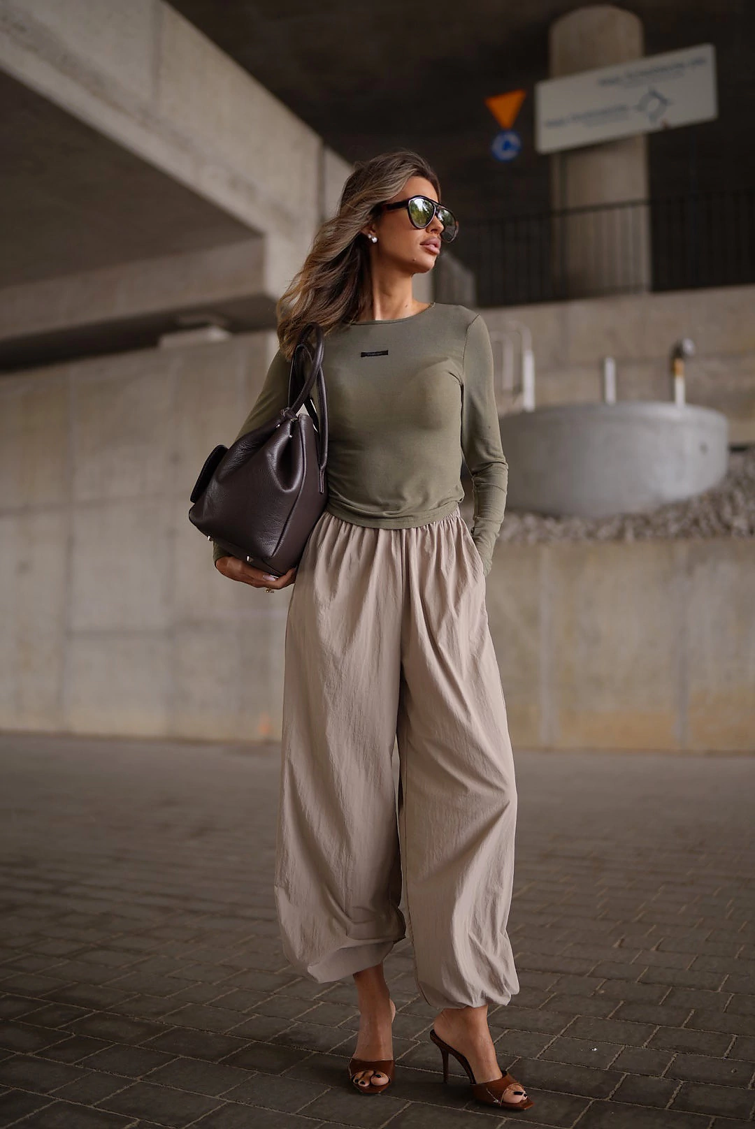 OLAVOGA HEARTLIGHT – figurbetonte Damenbluse – Khaki