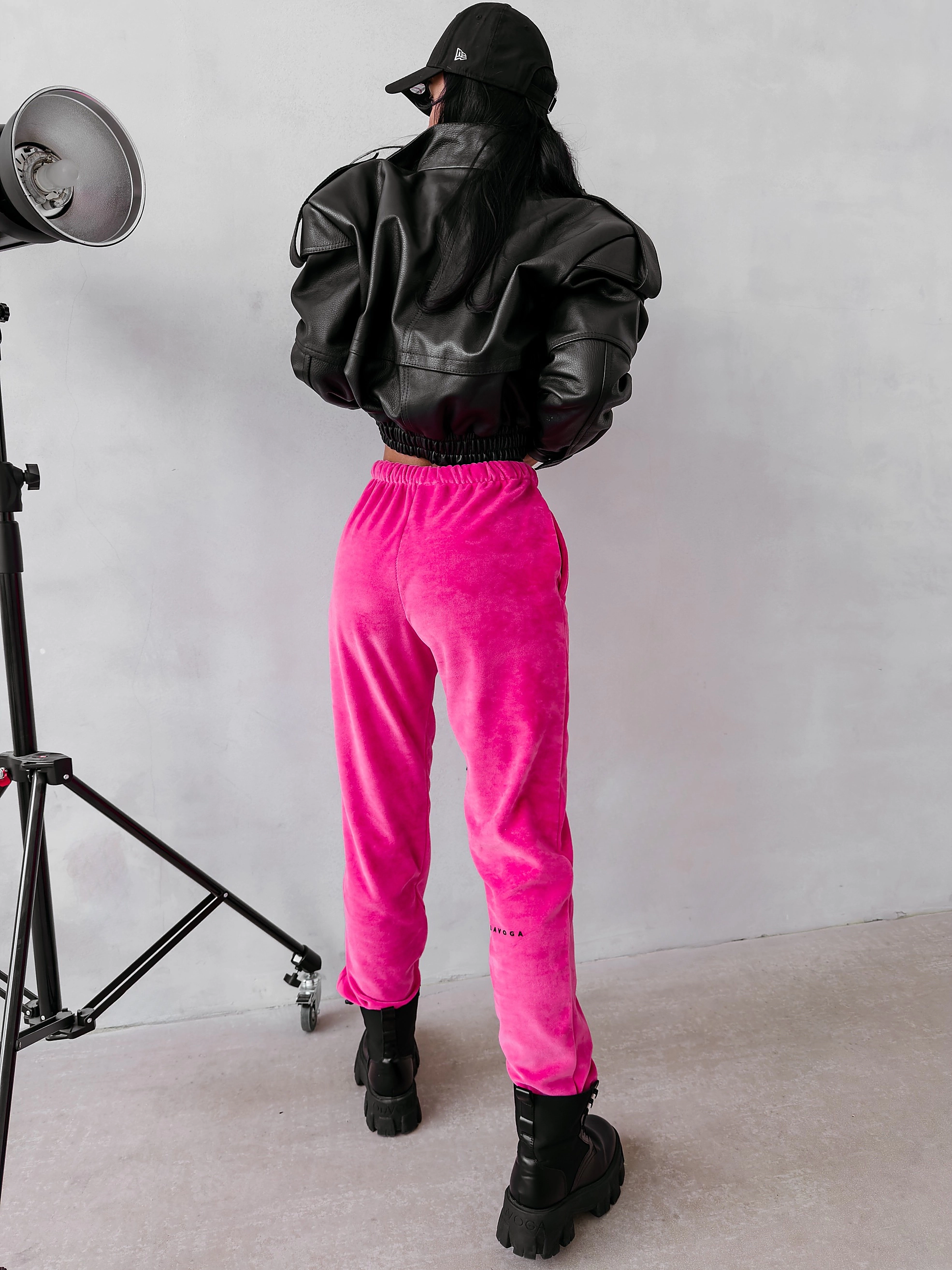 Verstellbare Damen-Velours-Hose OLAVOGA NESA - Amaranth