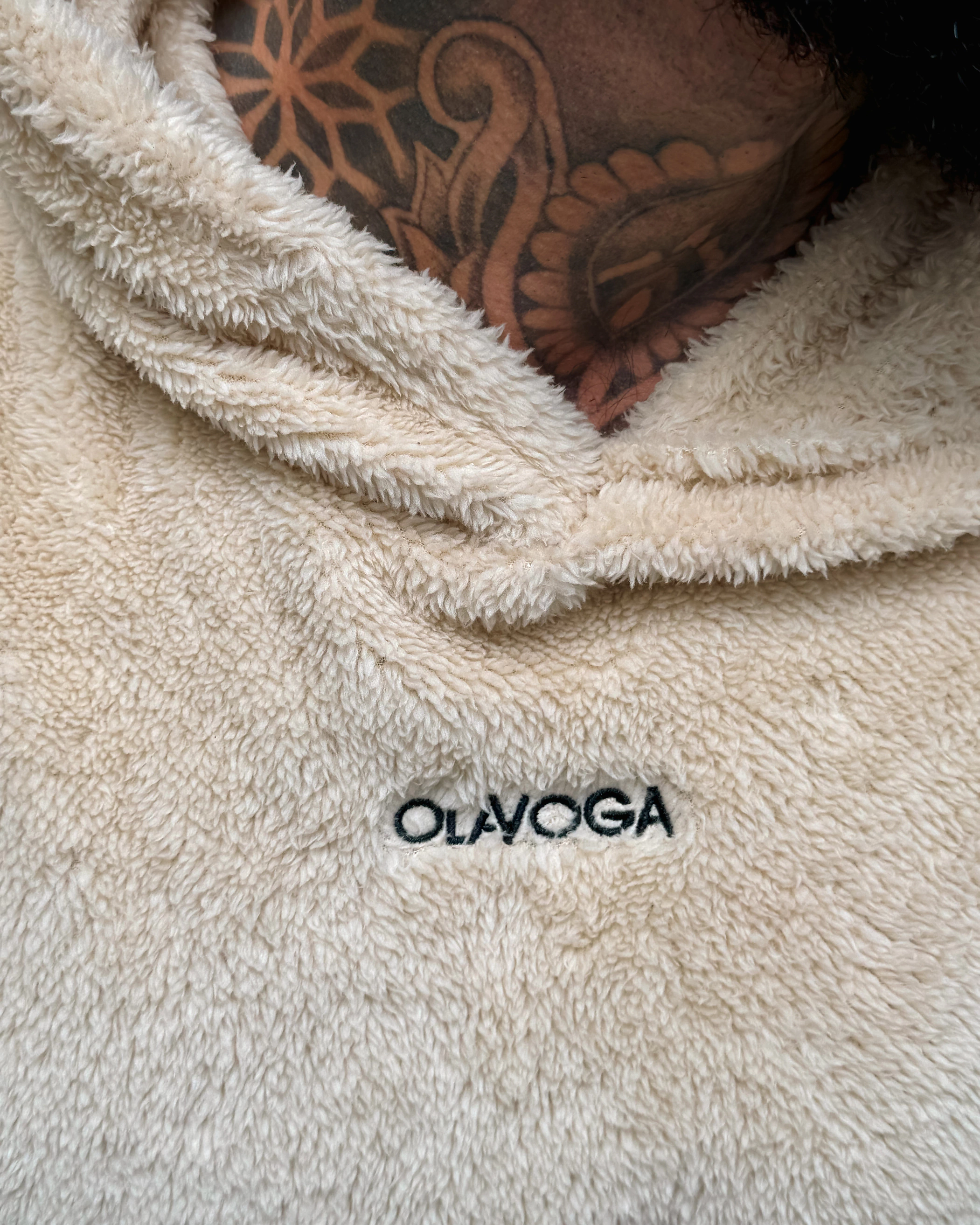 OLAVOGA Men FIDO MEN Herren-Kapuzenpullover aus Sherpa – Beige