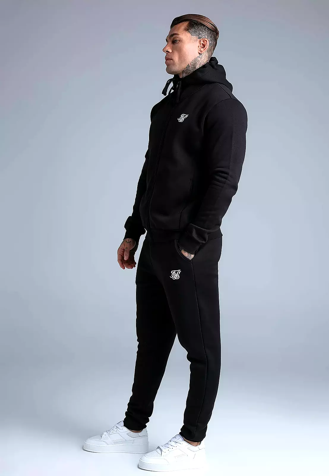 SIKSILK ESSENTIALS Herren Jogginghose 28344 - Schwarz