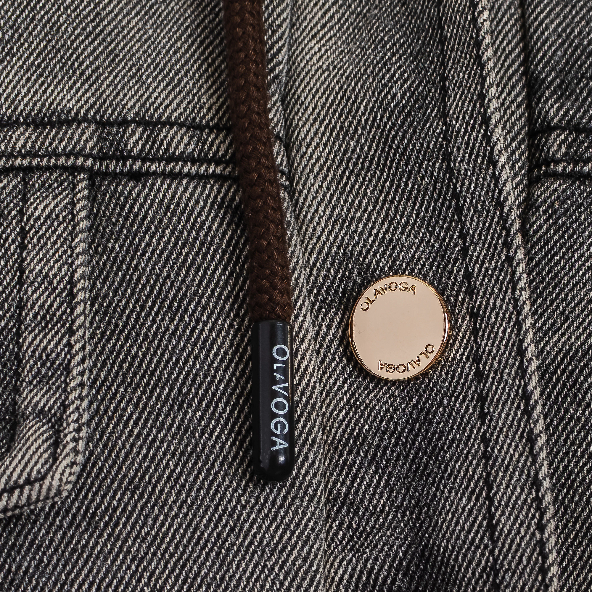 OLAVOGA MALGOR – gesteppte Damenjacke mit Kapuze – Braun