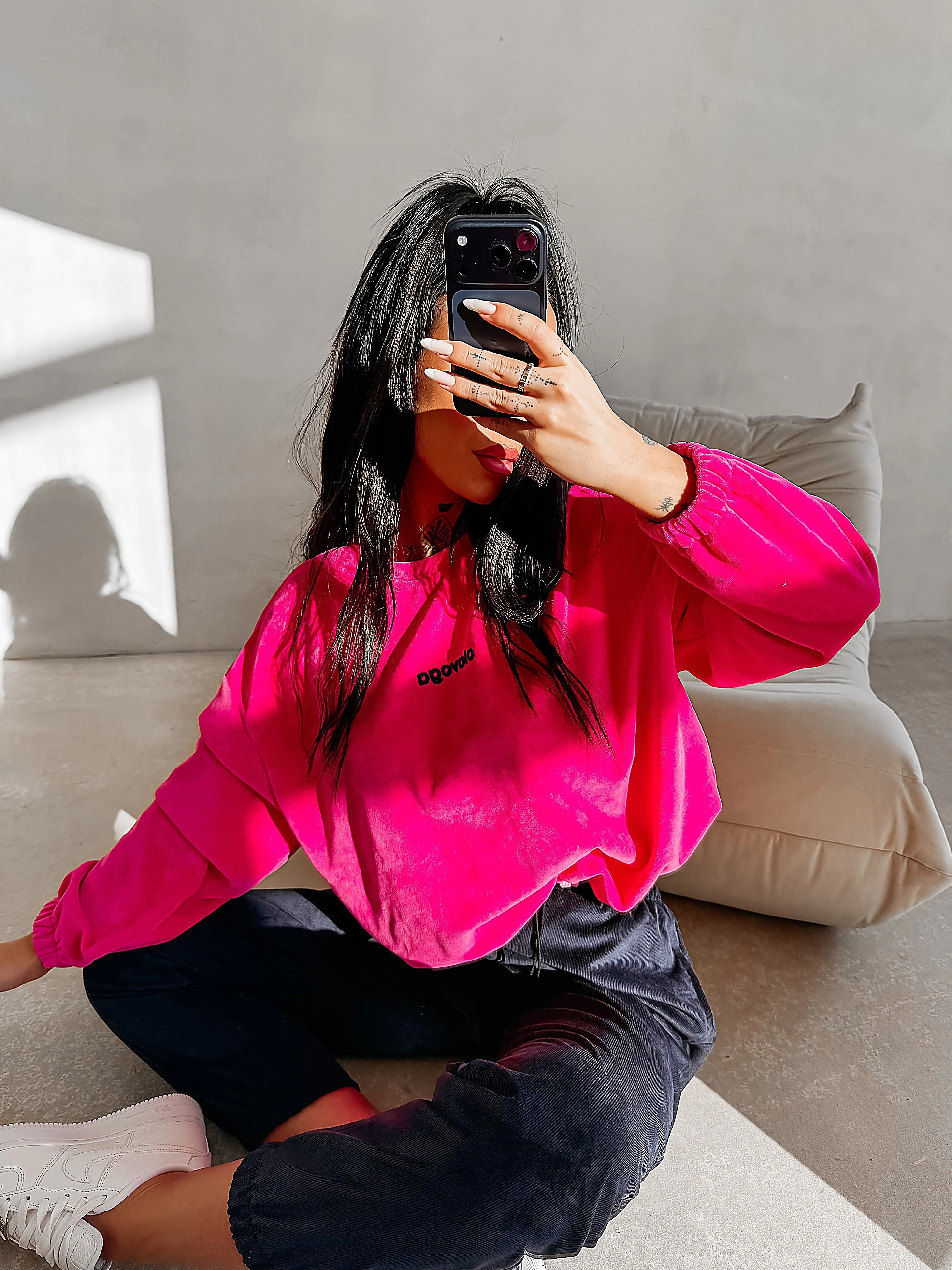 Ladies' velour sweatshirt OLAVOGA VELVORA - Fuchsia