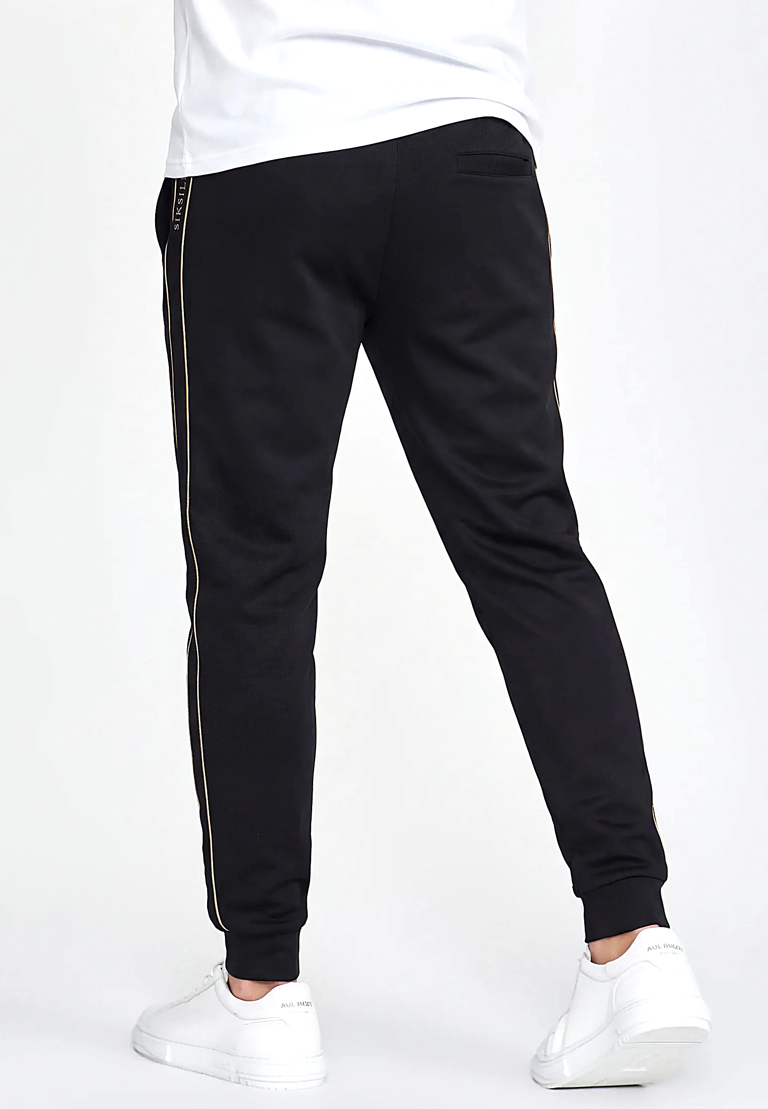 Spodnie męskie dresowe SIKSILK TAPERED 28222 - Czarny