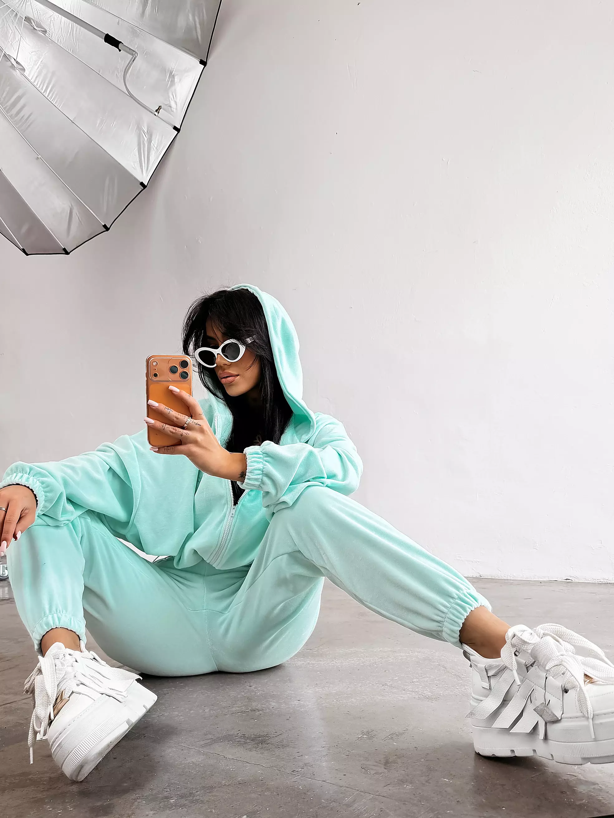 Ladies' velour set OLAVOGA PRISM - Mint