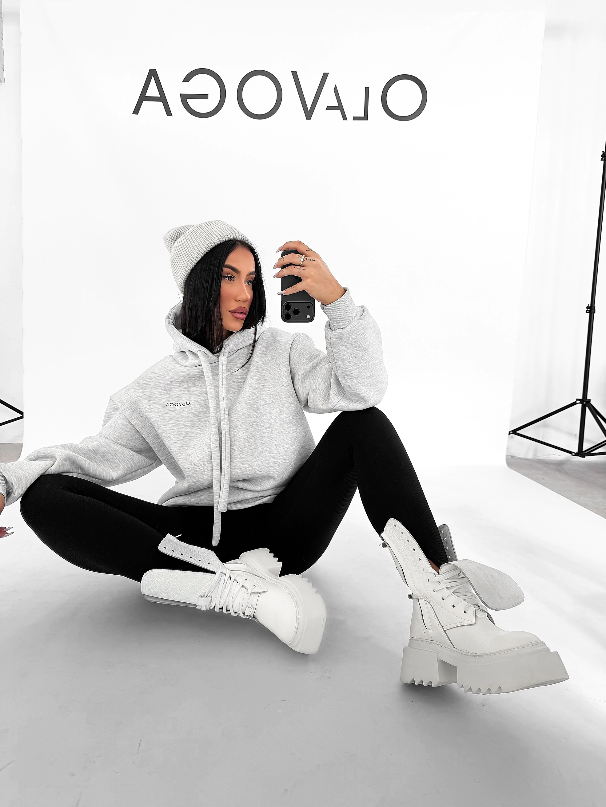 Bluza damska Oversize OLAVOGA RUNAWAY - Szary