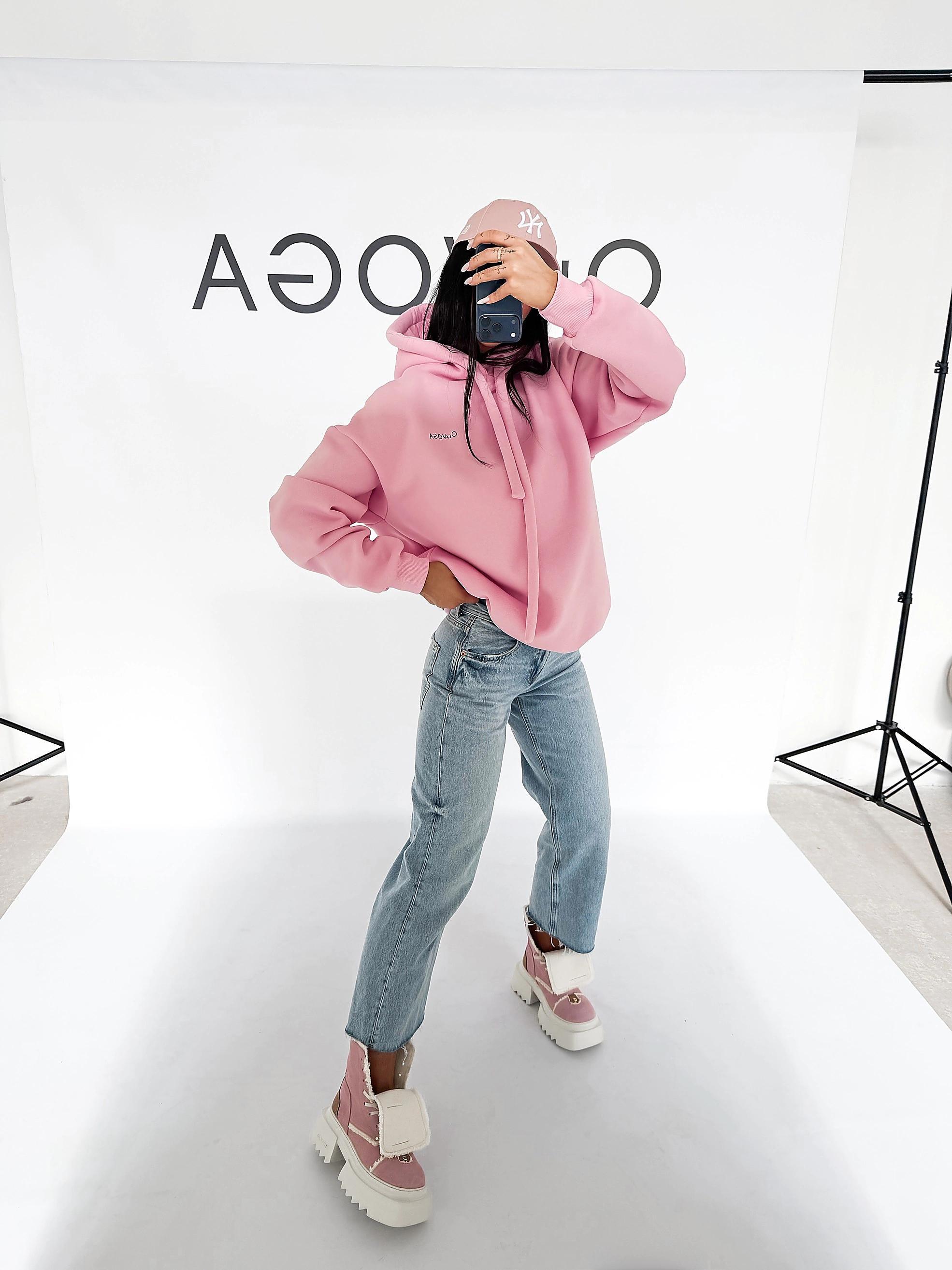 Bluza damska Oversize OLAVOGA RUNAWAY - Pudrowy róż