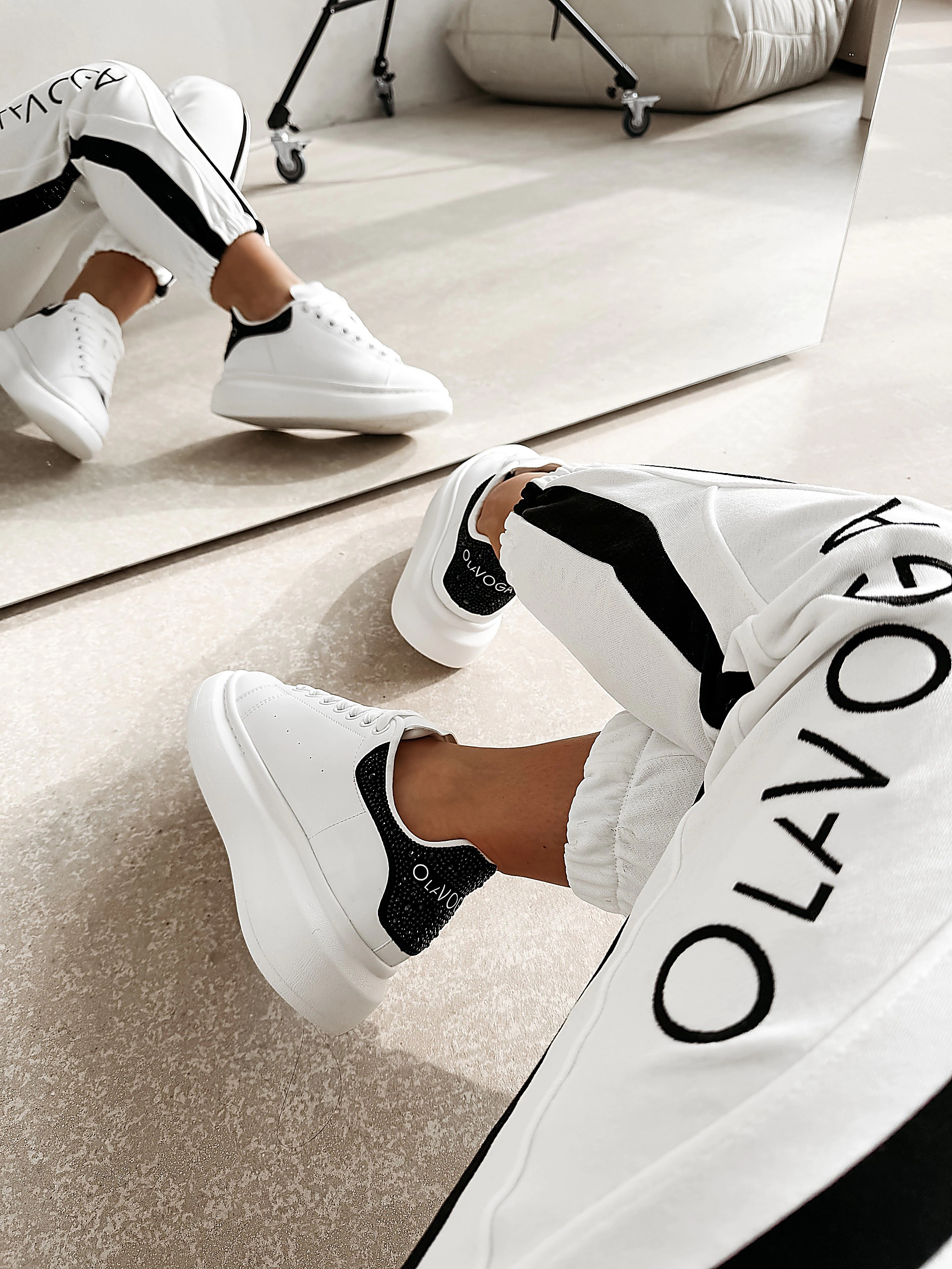 OLAVOGA MOIRA women's shoes - White