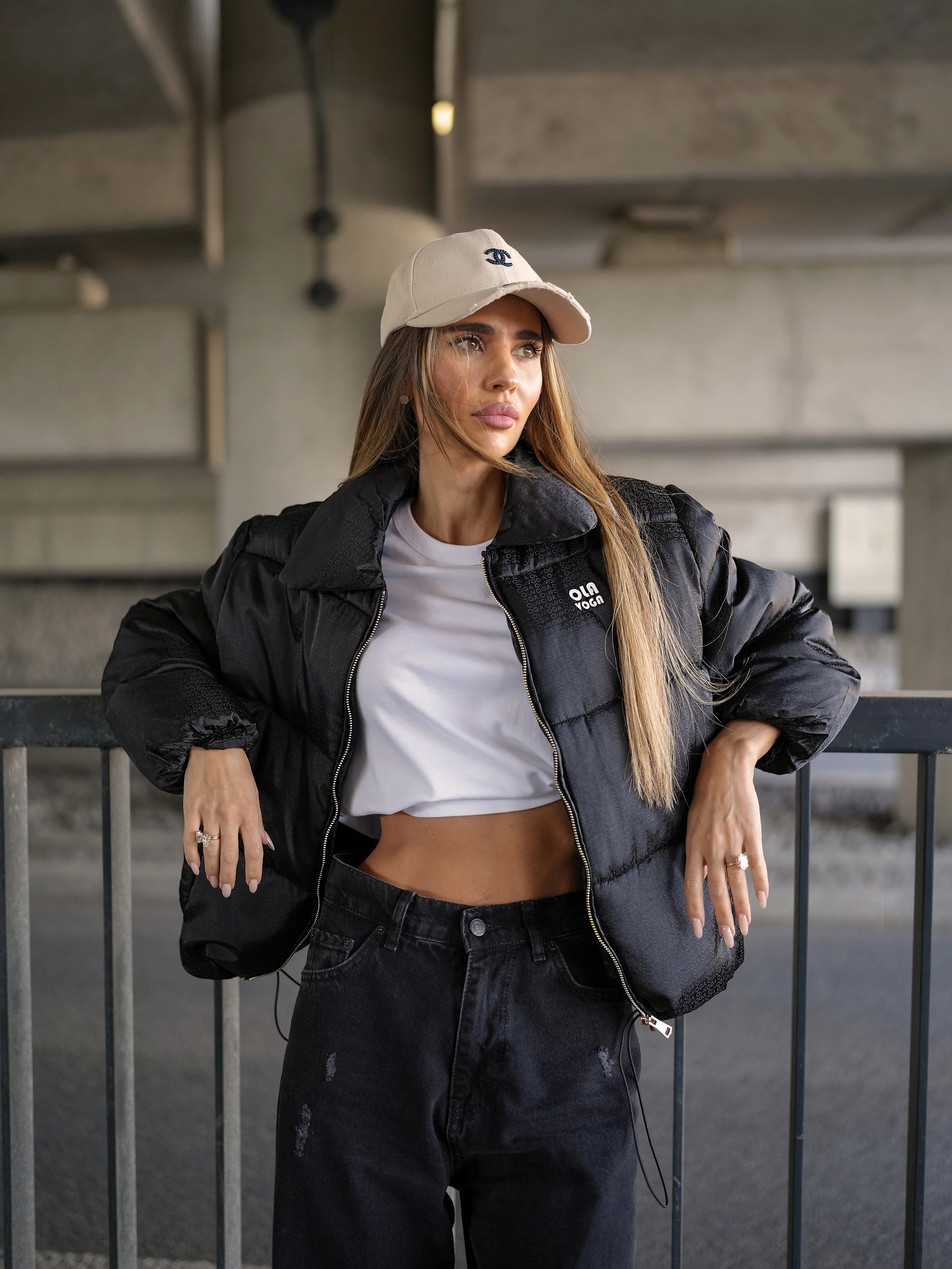 OLAVOGA YUE Steppjacke für Damen - Schwarz