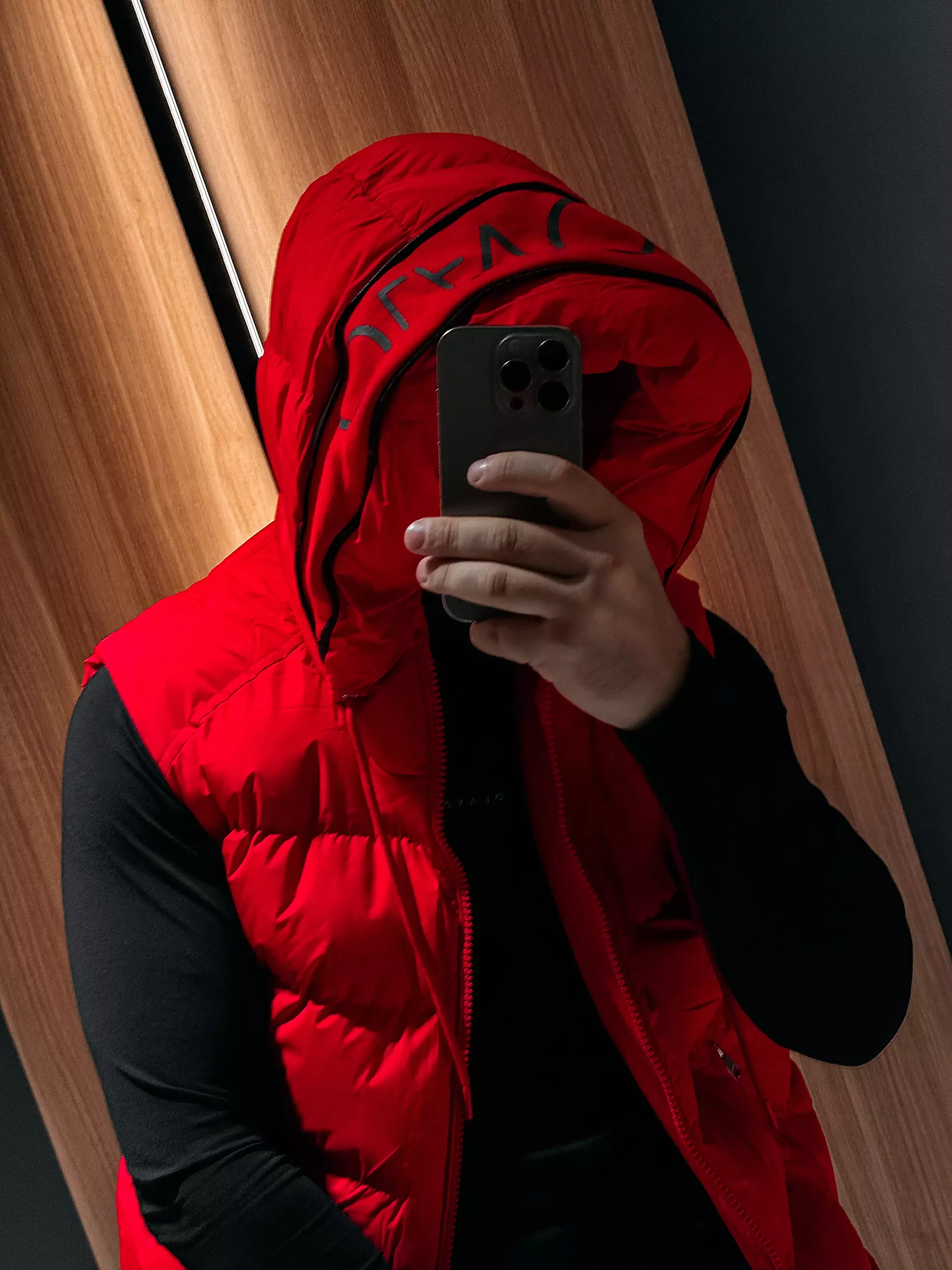 OLAVOGA Herren TAER gesteppt ärmellos - Rot