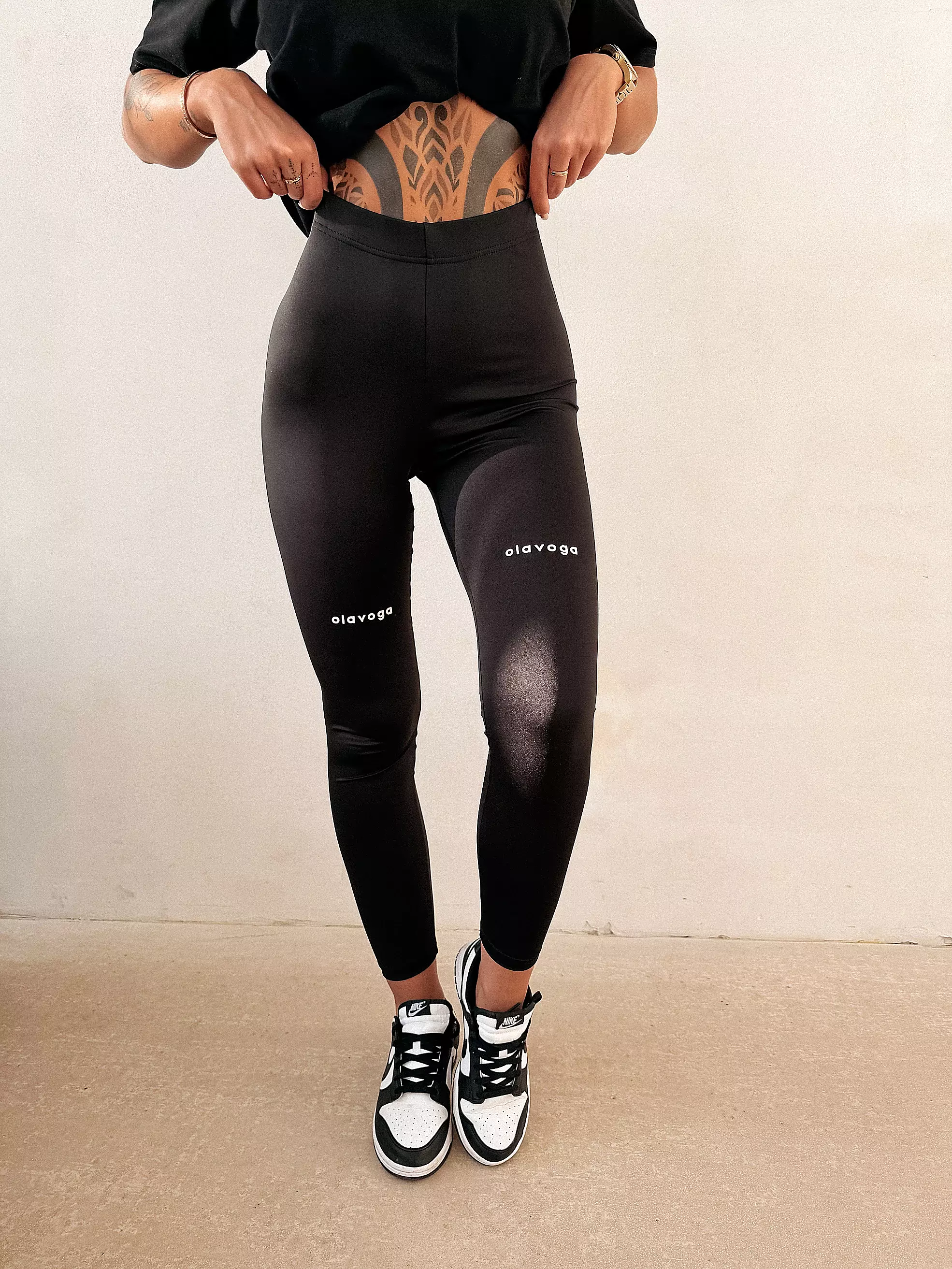 OLAVOGA TACTILE high-waisted leggings - Black
