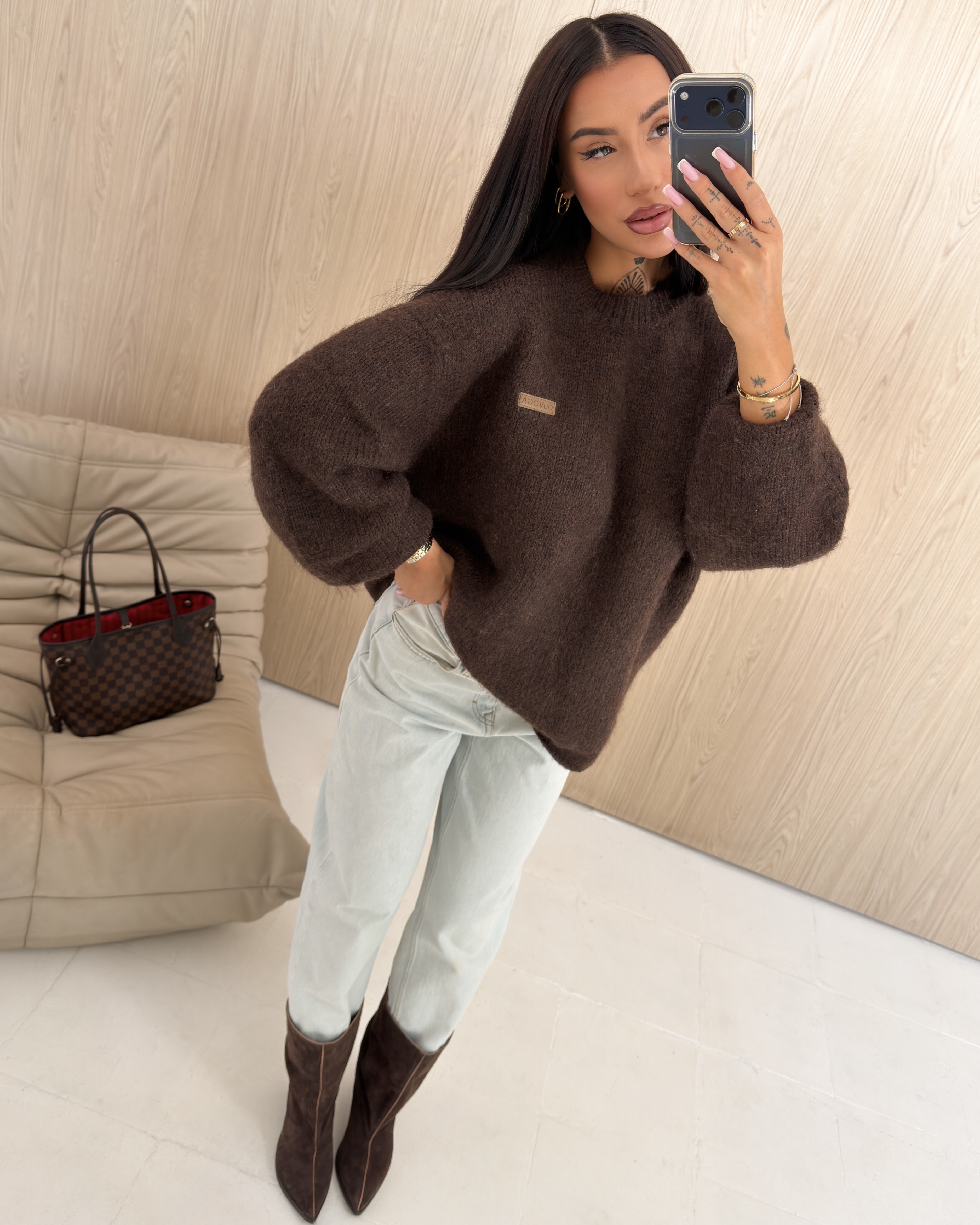 OLAVOGA USERS Women's Oversized Jumper – Brown