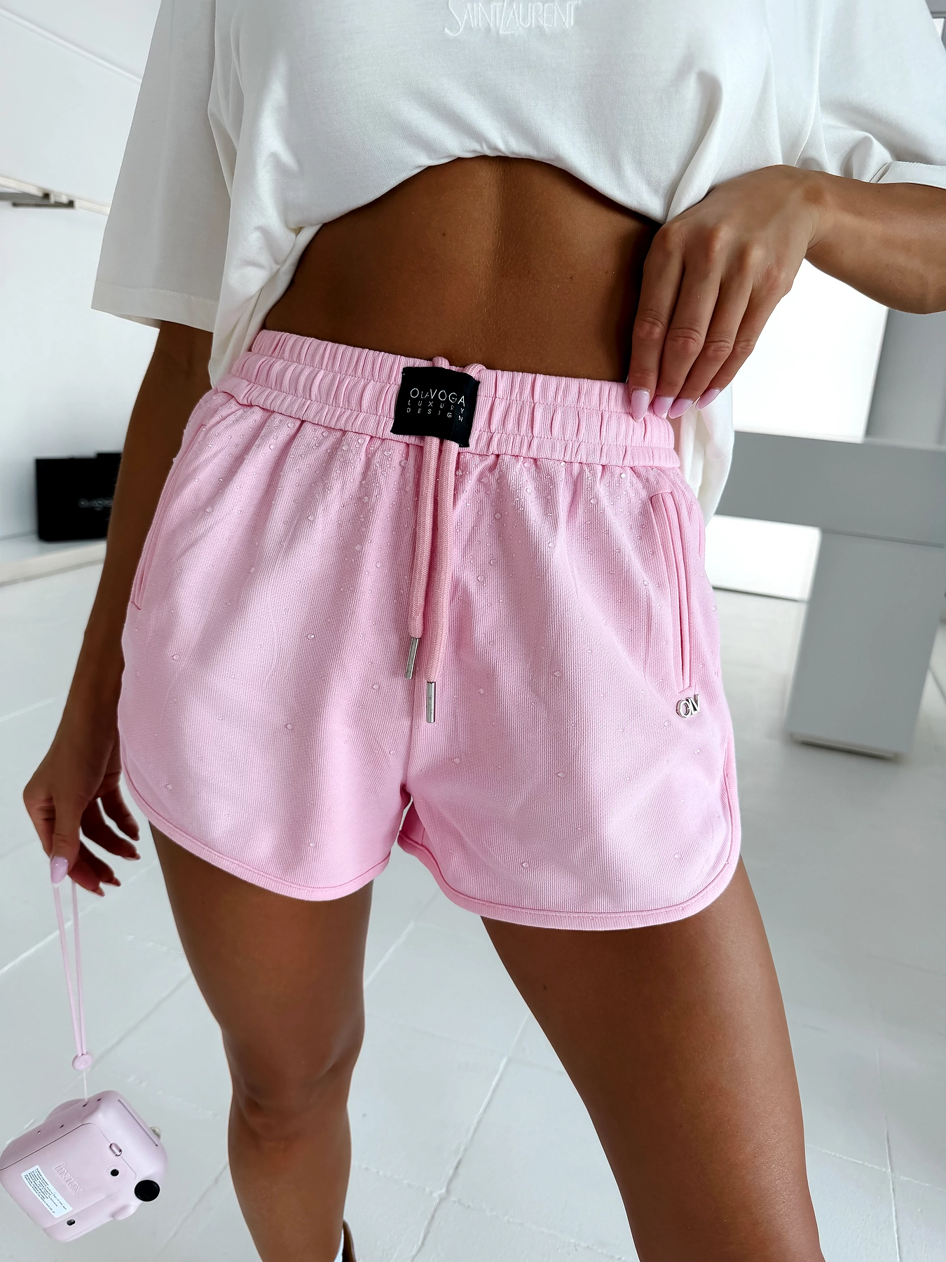 Women's shorts with crystals OLAVOGA SWIFT - Pink