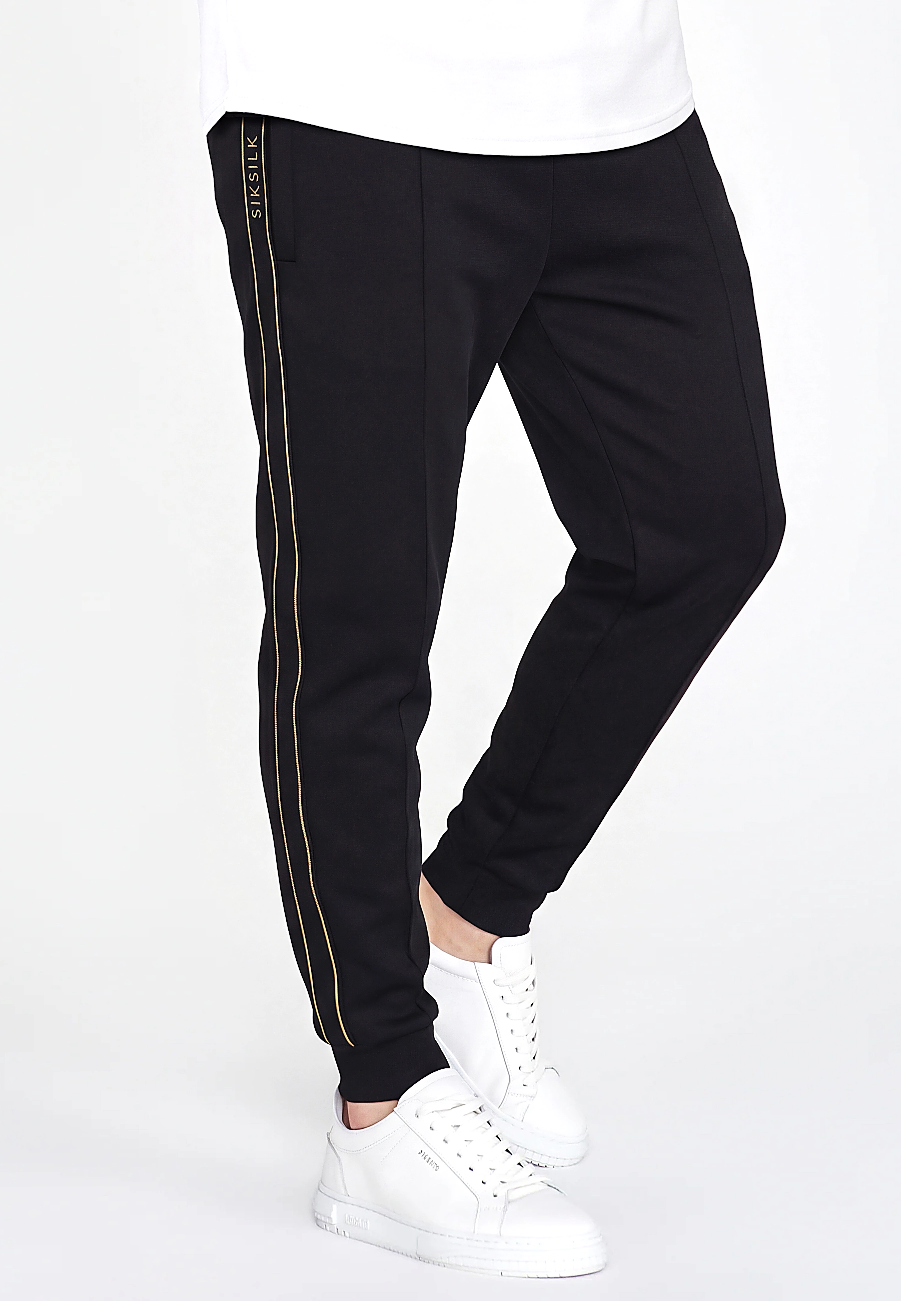 Spodnie męskie dresowe SIKSILK TAPERED 28222 - Czarny