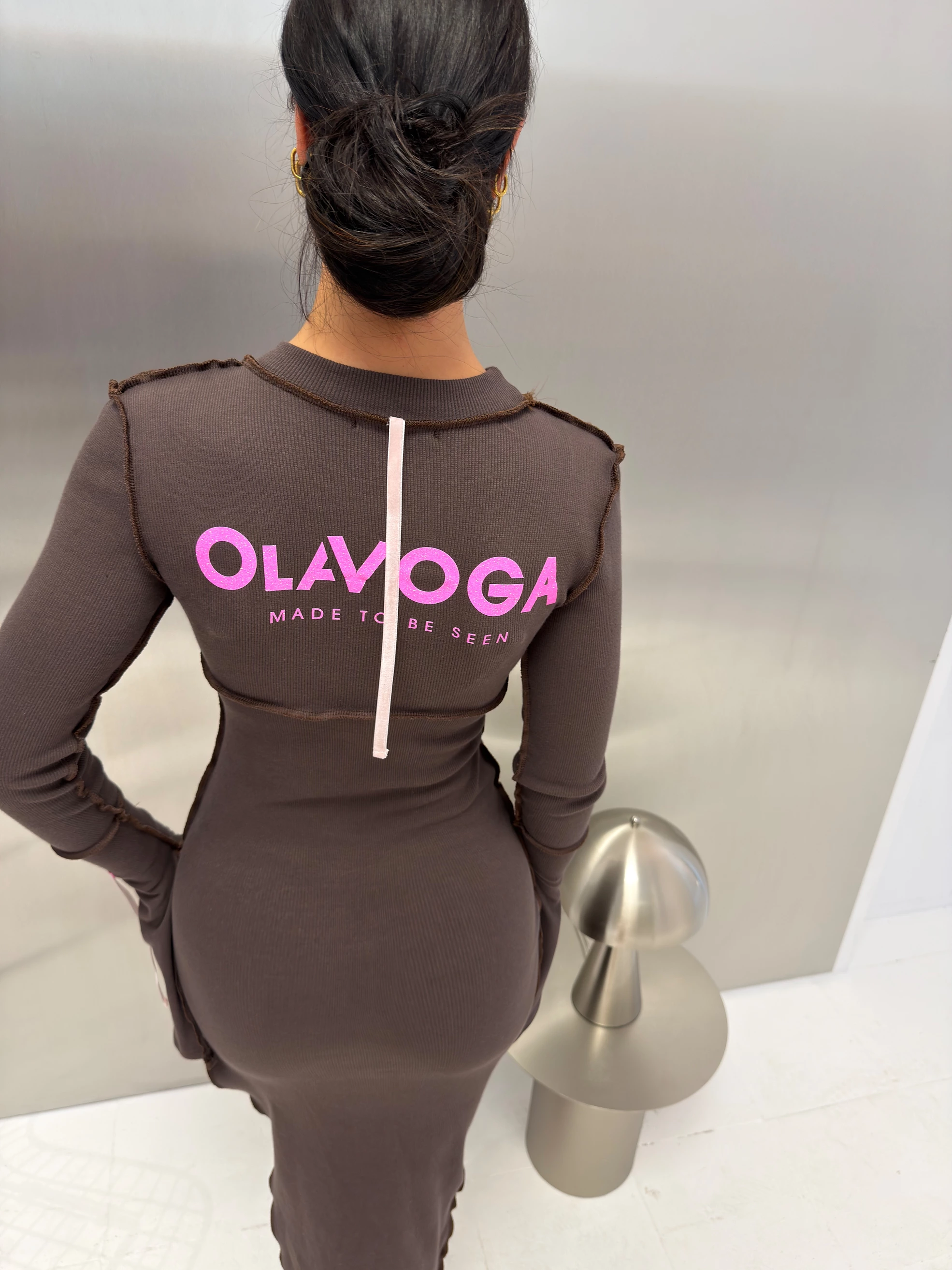 Damenkleid OLAVOGA SAVIA – Braun
