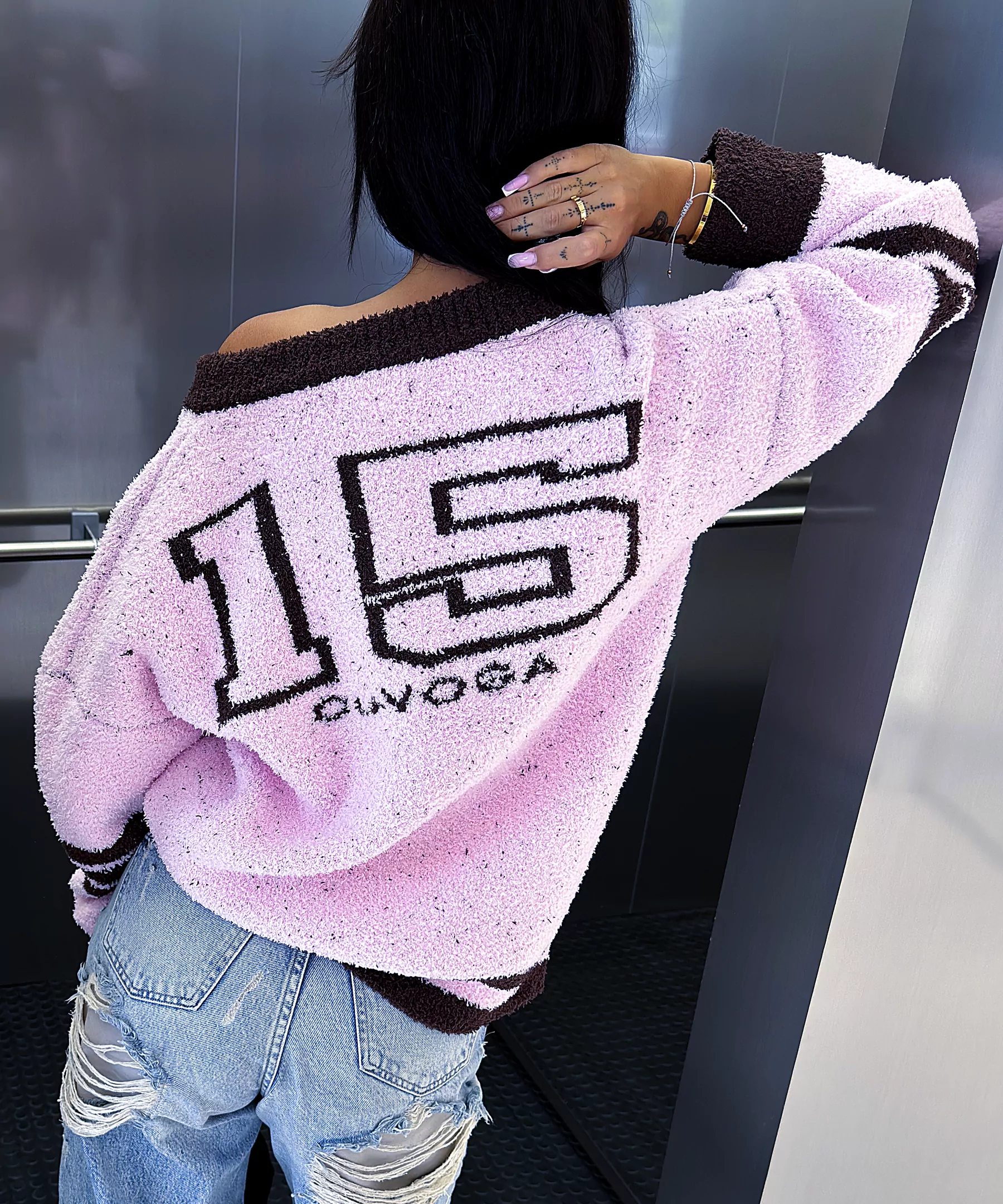OLAVOGA OISO Women’s Varsity Jumper – Pink