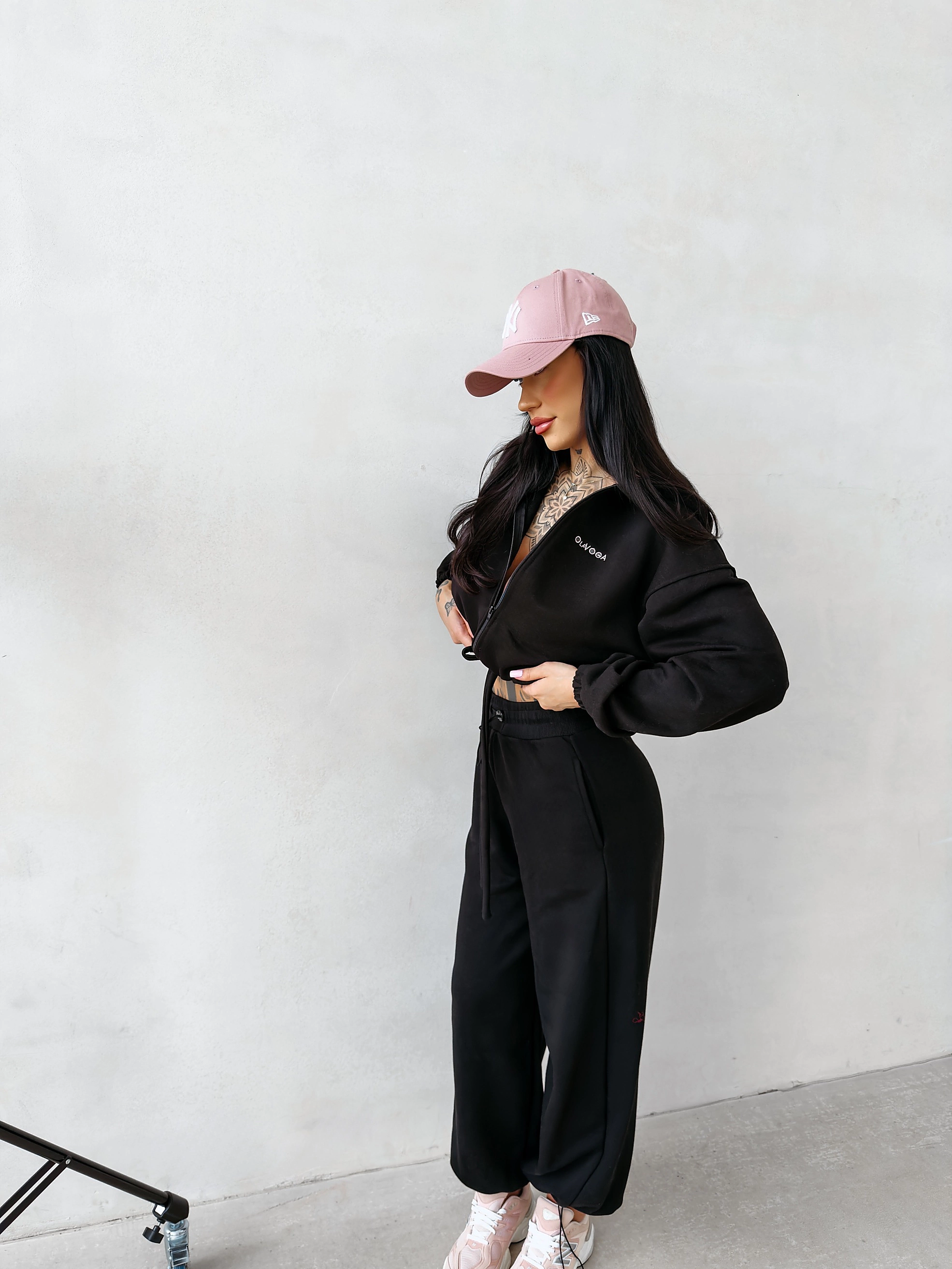 Bluza damska oversize OLAVOGA NERIN - Czarny