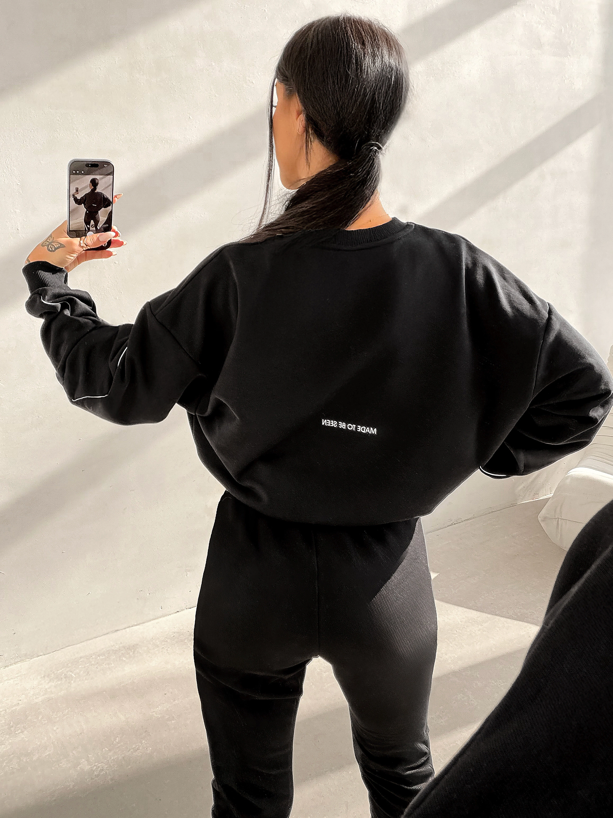 OLAVOGA MELLOW women's oversize sweatshirt - Black