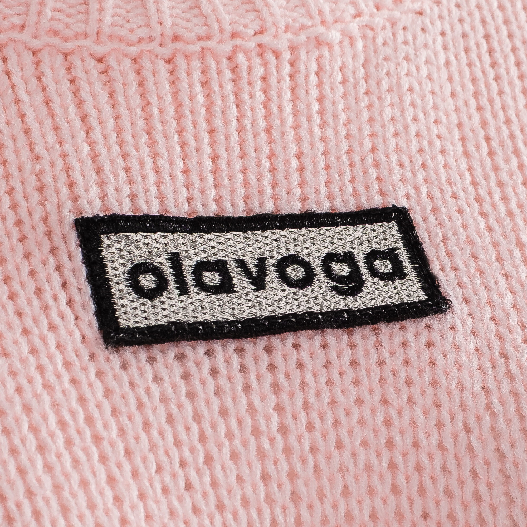 Sweter damski klasyczny OLAVOGA MOSSI - Pudrowy róż