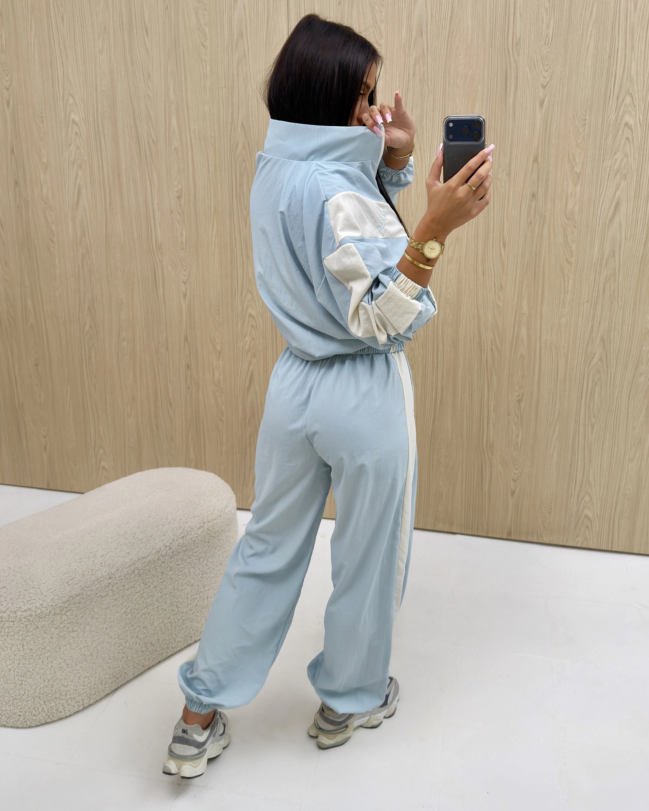 OLAVOGA VOID women’s streetwear hoodie – Light blue + ecru