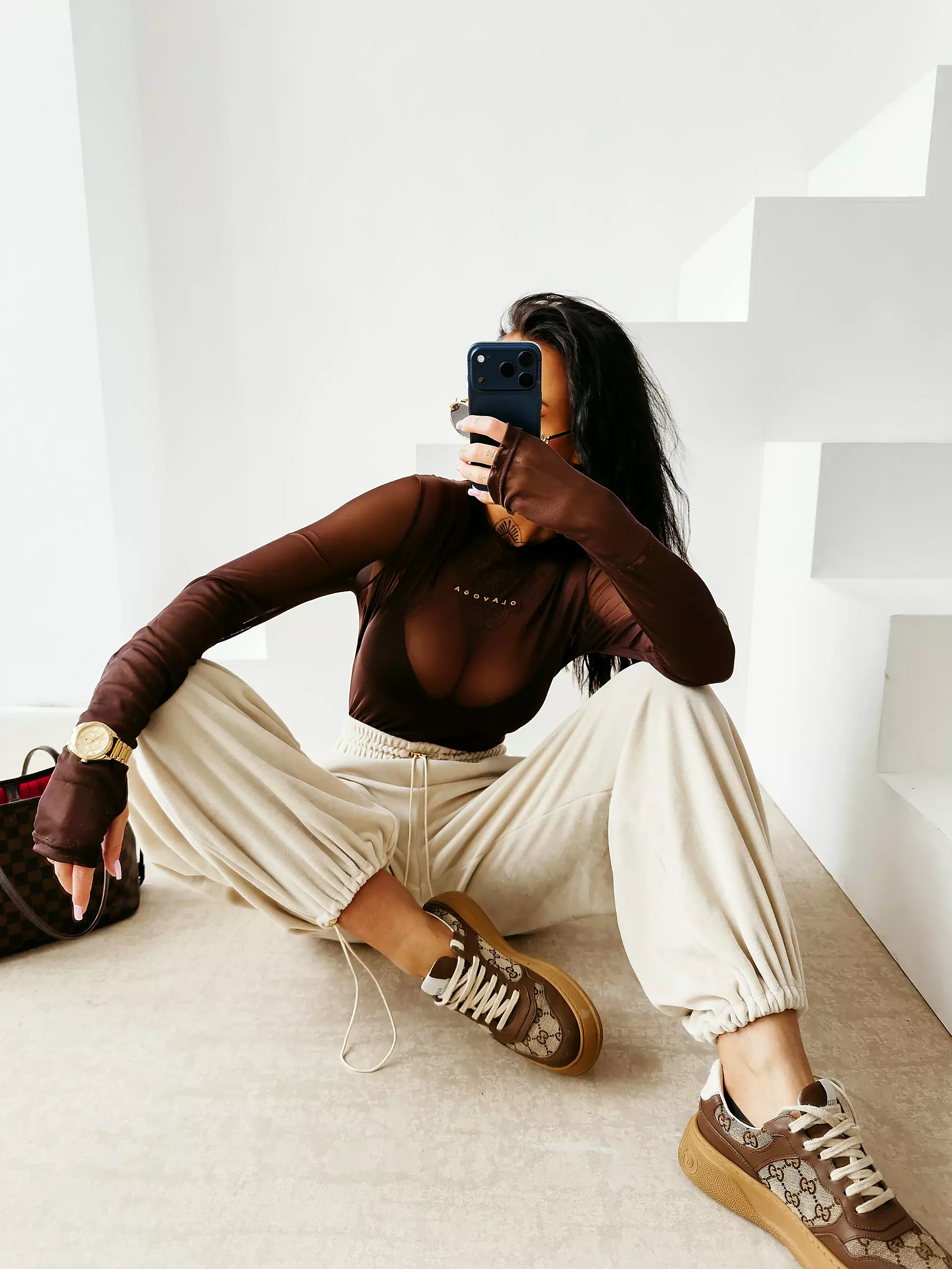 Ladies' semi-transparent body OLAVOGA AMELI - Brown