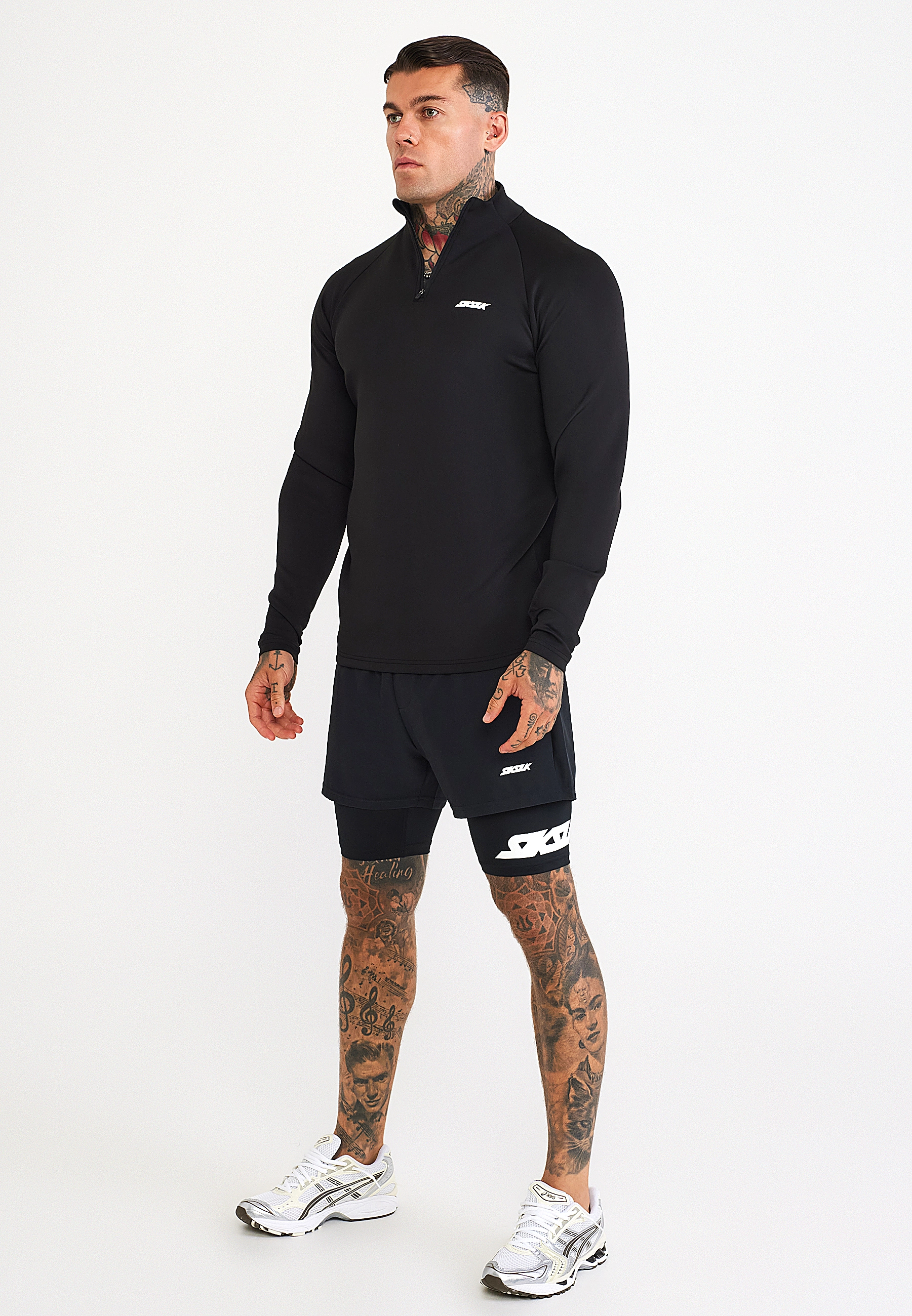 Spodenki męskie sportowe SIKSILK 28948 - Czarny