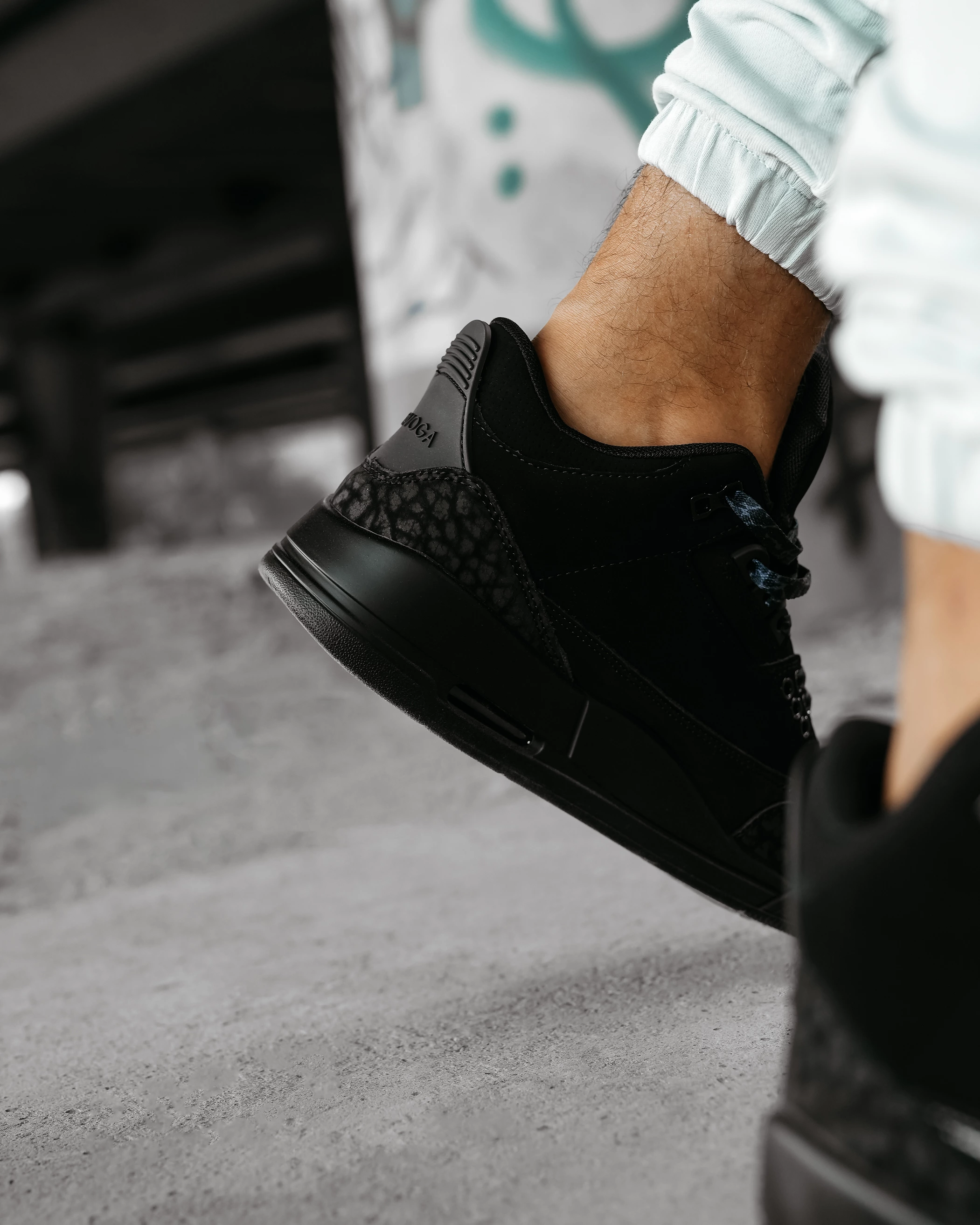 Sneakersy męskie za kostkę OLAVOGA Men JOKERY - Czarny